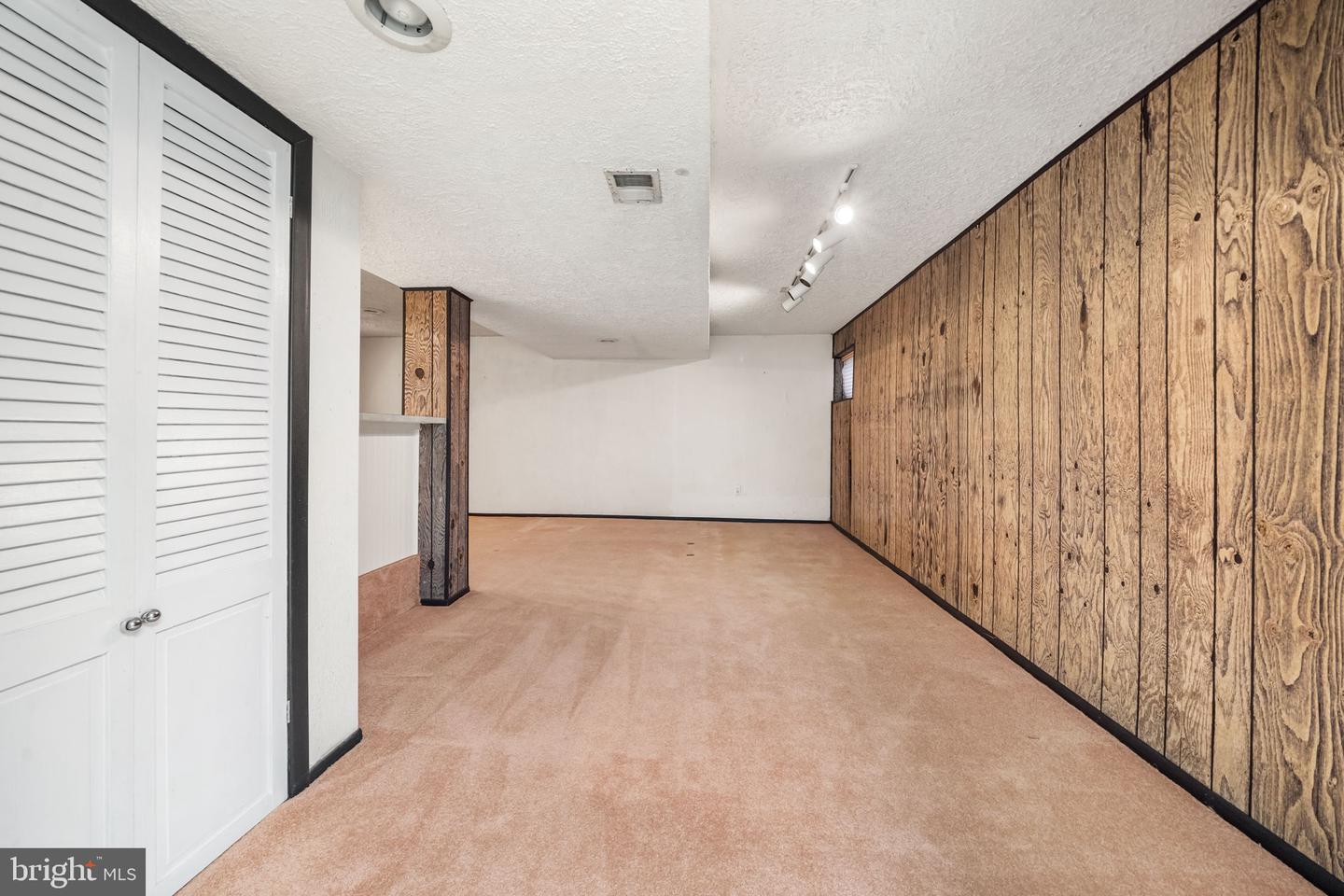 8510 ORDINARY WAY, ANNANDALE, Virginia 22003, 4 Bedrooms Bedrooms, ,2 BathroomsBathrooms,Residential,For sale,8510 ORDINARY WAY,VAFX2276230 MLS # VAFX2276230