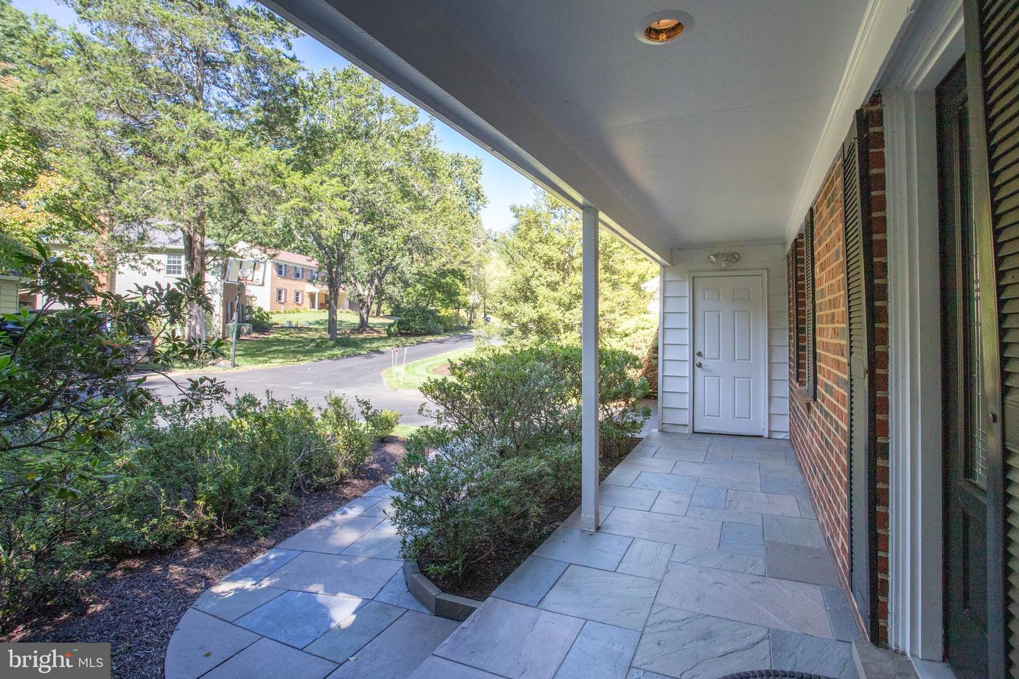 8510 ORDINARY WAY, ANNANDALE, Virginia 22003, 4 Bedrooms Bedrooms, ,2 BathroomsBathrooms,Residential,For sale,8510 ORDINARY WAY,VAFX2276230 MLS # VAFX2276230