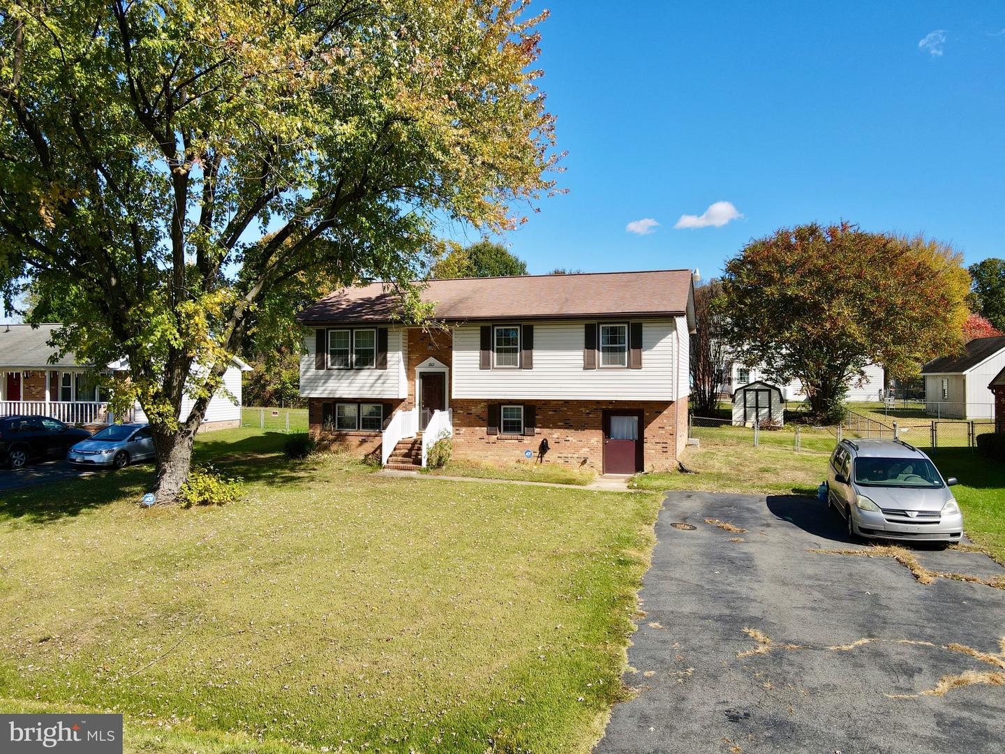 11807 ROOSEVELT RD, FREDERICKSBURG, Virginia 22407, 3 Bedrooms Bedrooms, ,3 BathroomsBathrooms,Residential,For sale,11807 ROOSEVELT RD,VASP2037244 MLS # VASP2037244 11807 ROOSEVELT RD, FREDERICKSBURG, Virginia 22407, 3 Bedrooms Bedrooms, ,3 BathroomsBathrooms,Residential,For sale,11807 ROOSEVELT RD,VASP2037244 MLS # VASP2037244