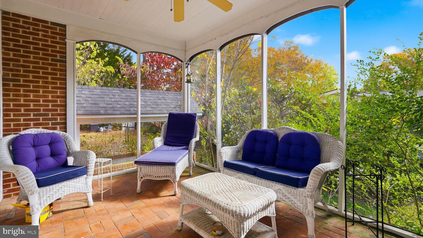 200 KENT AVE, FREDERICKSBURG, Virginia 22405, 4 Bedrooms Bedrooms, ,2 BathroomsBathrooms,Residential,For sale,200 KENT AVE,VAST2043740 MLS # VAST2043740