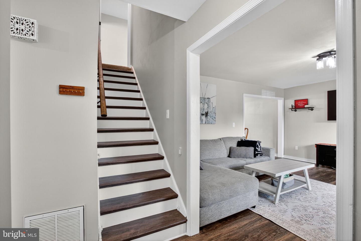 11402 WARNER DR, FREDERICKSBURG, Virginia 22407, 4 Bedrooms Bedrooms, 6 Rooms Rooms,2 BathroomsBathrooms,Residential,For sale,11402 WARNER DR,VASP2037180 MLS # VASP2037180 11402 WARNER DR, FREDERICKSBURG, Virginia 22407, 4 Bedrooms Bedrooms, 6 Rooms Rooms,2 BathroomsBathrooms,Residential,For sale,11402 WARNER DR,VASP2037180 MLS # VASP2037180