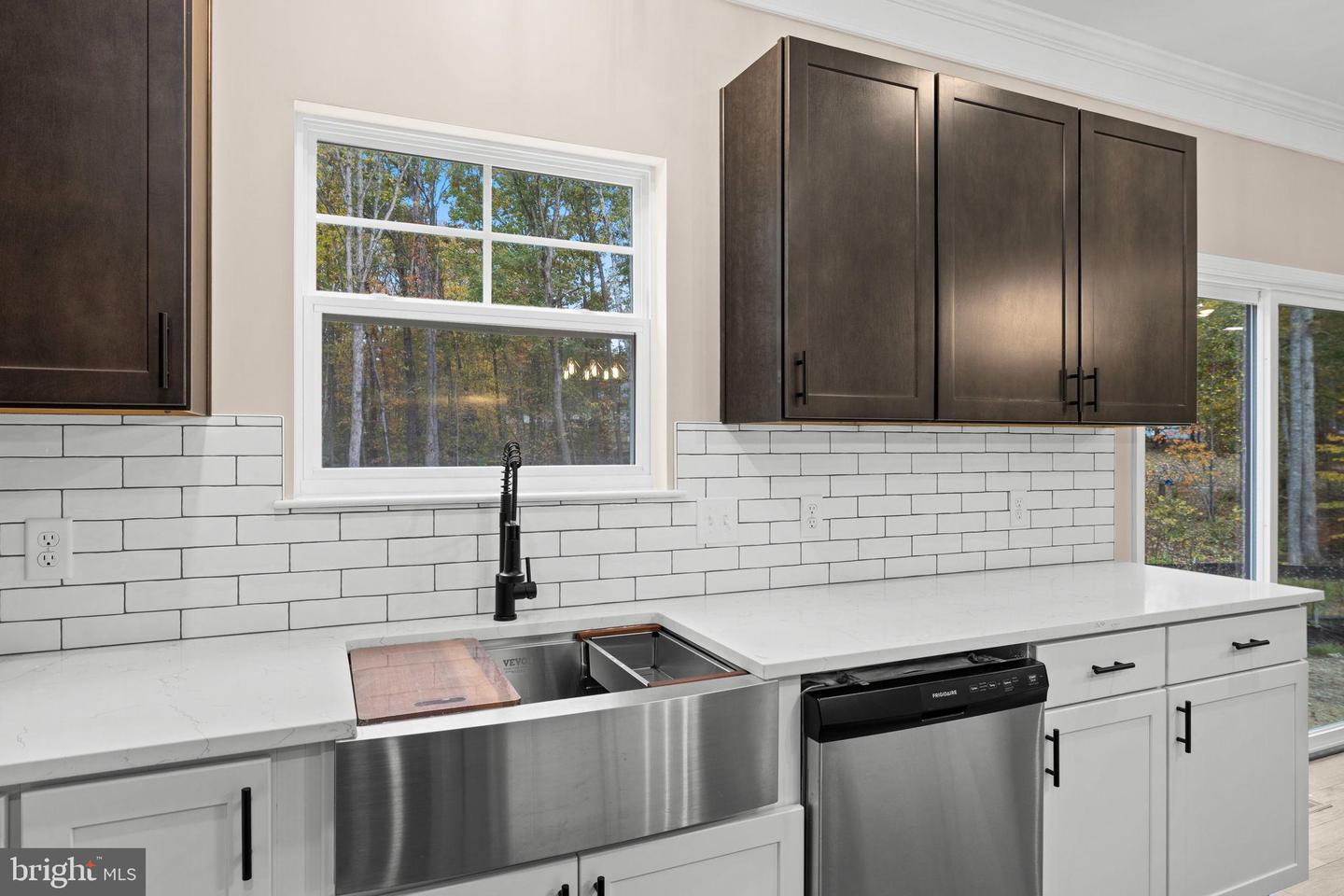 10902 THIEL CT, SPOTSYLVANIA, Virginia 22551, 4 Bedrooms Bedrooms, ,2 BathroomsBathrooms,Residential,For sale,10902 THIEL CT,VASP2037188 MLS # VASP2037188