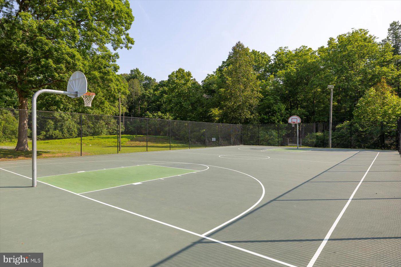 10902 THIEL CT, SPOTSYLVANIA, Virginia 22551, 4 Bedrooms Bedrooms, ,2 BathroomsBathrooms,Residential,For sale,10902 THIEL CT,VASP2037188 MLS # VASP2037188