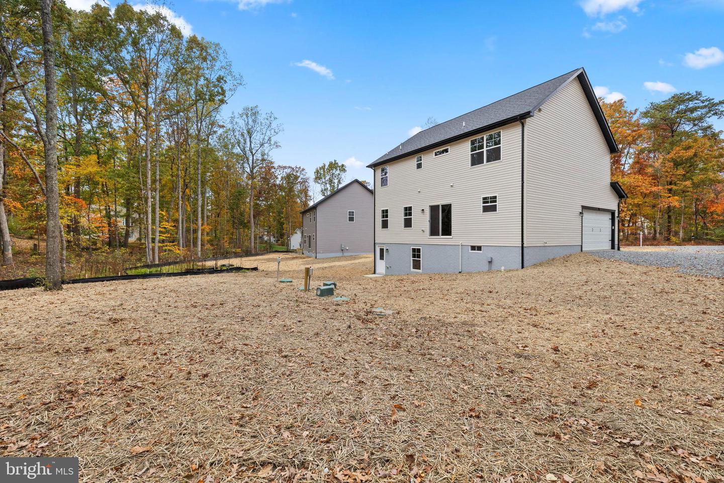 10902 THIEL CT, SPOTSYLVANIA, Virginia 22551, 4 Bedrooms Bedrooms, ,2 BathroomsBathrooms,Residential,For sale,10902 THIEL CT,VASP2037188 MLS # VASP2037188