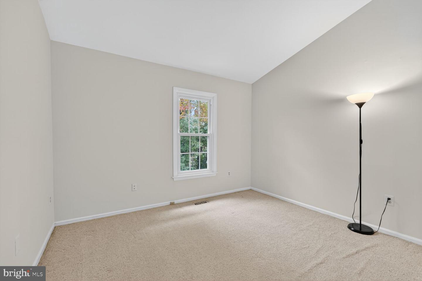 5820 IRON WILLOW CT, ALEXANDRIA, Virginia 22310, 3 Bedrooms Bedrooms, ,2 BathroomsBathrooms,Residential,For sale,5820 IRON WILLOW CT,VAFX2275988 MLS # VAFX2275988 5820 IRON WILLOW CT, ALEXANDRIA, Virginia 22310, 3 Bedrooms Bedrooms, ,2 BathroomsBathrooms,Residential,For sale,5820 IRON WILLOW CT,VAFX2275988 MLS # VAFX2275988