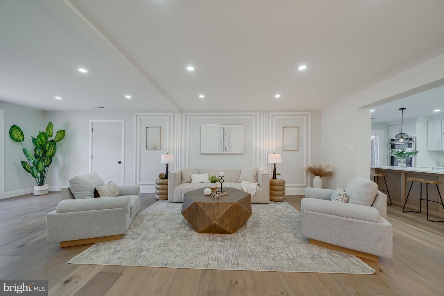 1801 GREAT FALLS ST, MCLEAN, Virginia 22101, 5 Bedrooms Bedrooms, ,4 BathroomsBathrooms,Residential,For sale,1801 GREAT FALLS ST,VAFX2276008 MLS # VAFX2276008 1801 GREAT FALLS ST, MCLEAN, Virginia 22101, 5 Bedrooms Bedrooms, ,4 BathroomsBathrooms,Residential,For sale,1801 GREAT FALLS ST,VAFX2276008 MLS # VAFX2276008