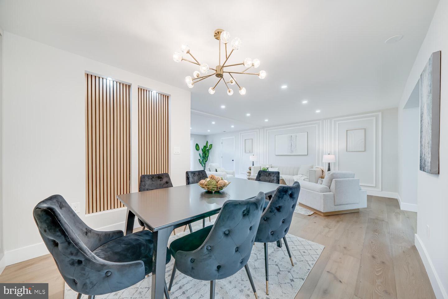 1801 GREAT FALLS ST, MCLEAN, Virginia 22101, 5 Bedrooms Bedrooms, ,4 BathroomsBathrooms,Residential,For sale,1801 GREAT FALLS ST,VAFX2276008 MLS # VAFX2276008 1801 GREAT FALLS ST, MCLEAN, Virginia 22101, 5 Bedrooms Bedrooms, ,4 BathroomsBathrooms,Residential,For sale,1801 GREAT FALLS ST,VAFX2276008 MLS # VAFX2276008