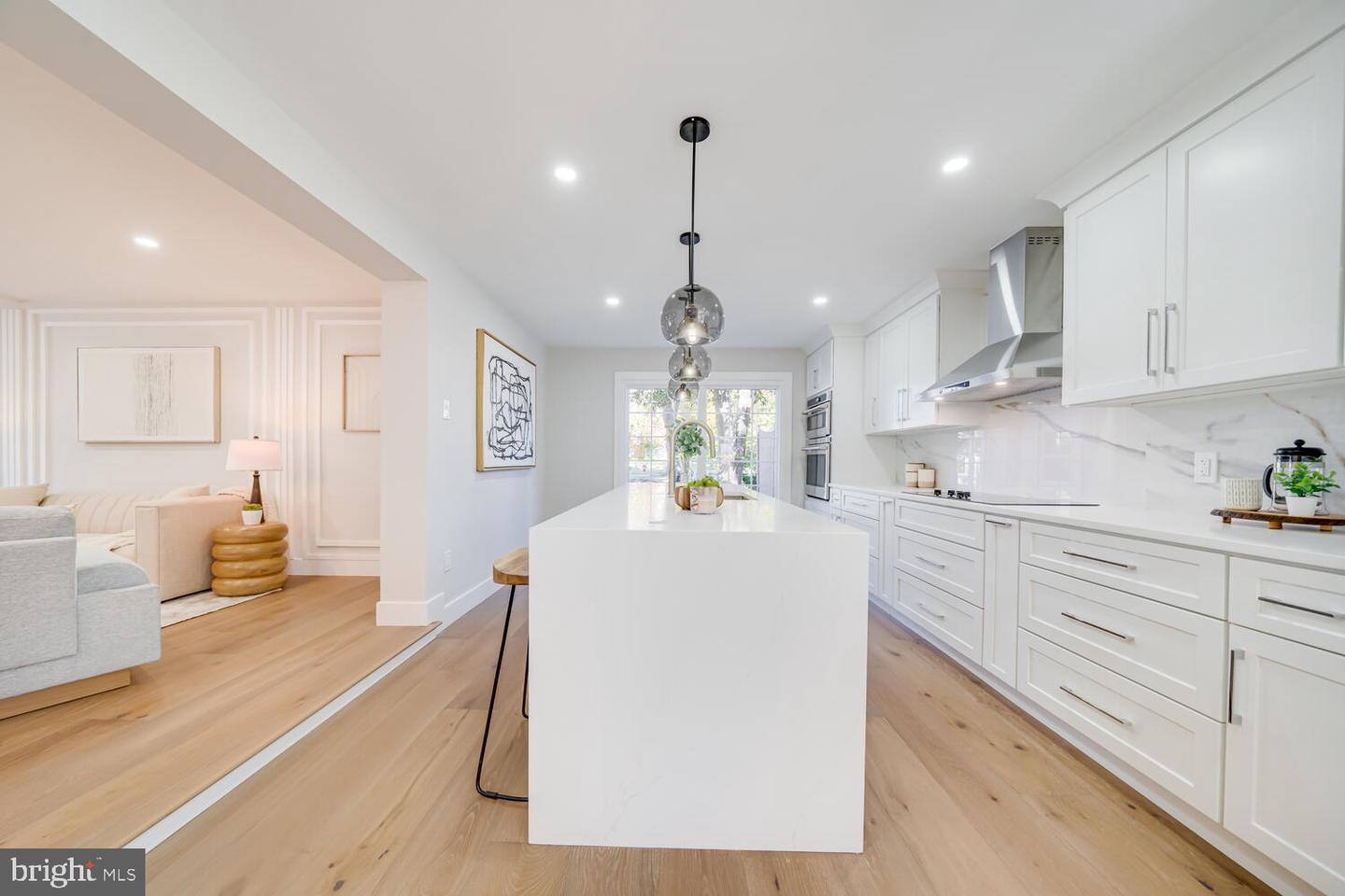 1801 GREAT FALLS ST, MCLEAN, Virginia 22101, 5 Bedrooms Bedrooms, ,4 BathroomsBathrooms,Residential,For sale,1801 GREAT FALLS ST,VAFX2276008 MLS # VAFX2276008 1801 GREAT FALLS ST, MCLEAN, Virginia 22101, 5 Bedrooms Bedrooms, ,4 BathroomsBathrooms,Residential,For sale,1801 GREAT FALLS ST,VAFX2276008 MLS # VAFX2276008