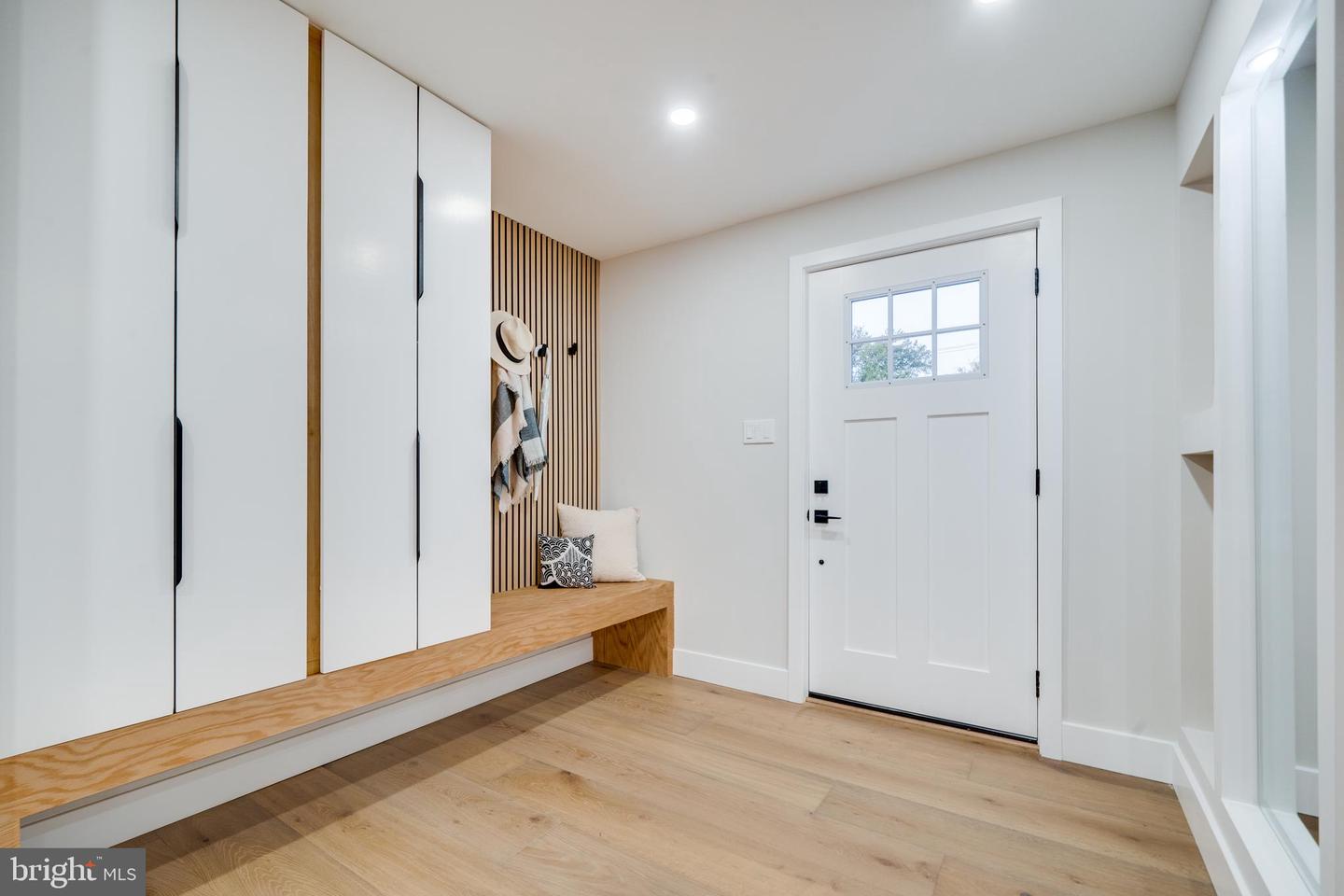 1801 GREAT FALLS ST, MCLEAN, Virginia 22101, 5 Bedrooms Bedrooms, ,4 BathroomsBathrooms,Residential,For sale,1801 GREAT FALLS ST,VAFX2276008 MLS # VAFX2276008 1801 GREAT FALLS ST, MCLEAN, Virginia 22101, 5 Bedrooms Bedrooms, ,4 BathroomsBathrooms,Residential,For sale,1801 GREAT FALLS ST,VAFX2276008 MLS # VAFX2276008