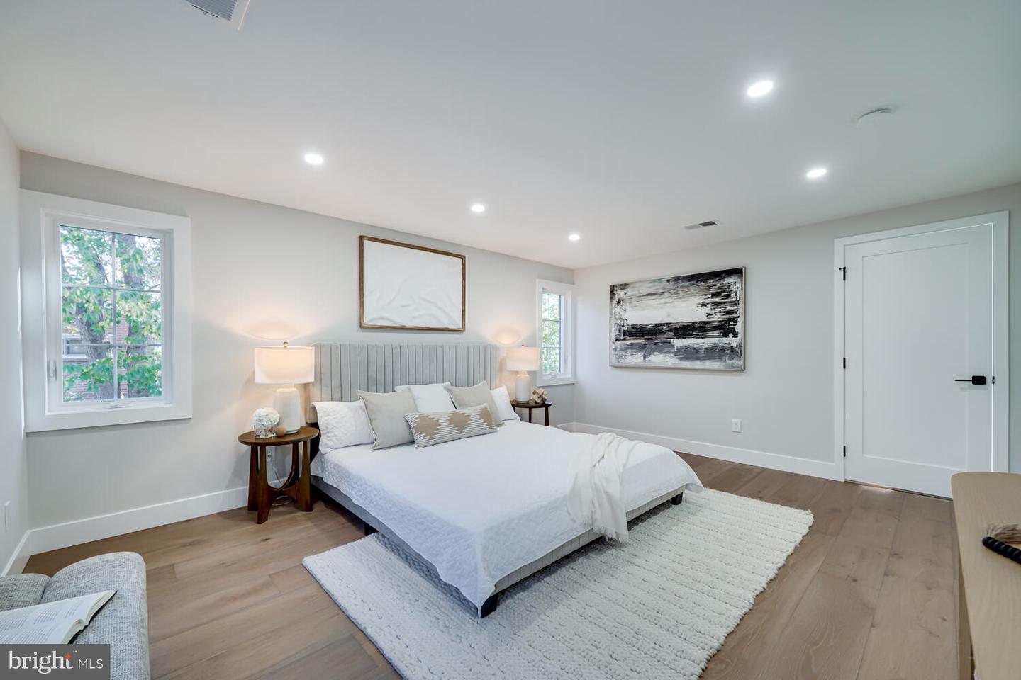 1801 GREAT FALLS ST, MCLEAN, Virginia 22101, 5 Bedrooms Bedrooms, ,4 BathroomsBathrooms,Residential,For sale,1801 GREAT FALLS ST,VAFX2276008 MLS # VAFX2276008 1801 GREAT FALLS ST, MCLEAN, Virginia 22101, 5 Bedrooms Bedrooms, ,4 BathroomsBathrooms,Residential,For sale,1801 GREAT FALLS ST,VAFX2276008 MLS # VAFX2276008