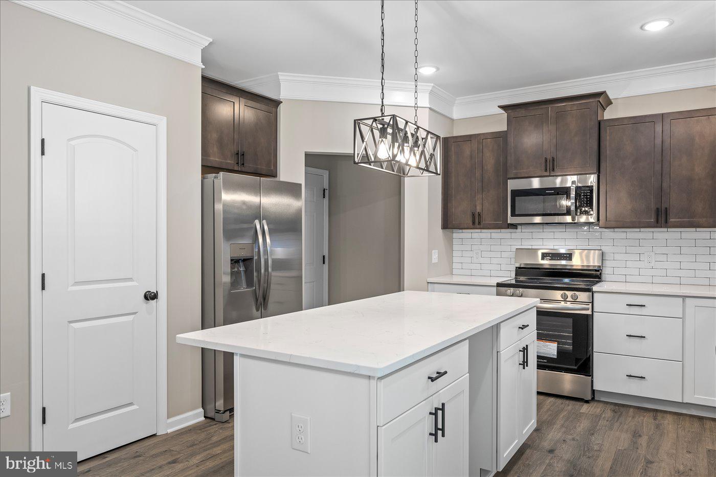 10904 THIEL CT, SPOTSYLVANIA, Virginia 22551, 4 Bedrooms Bedrooms, ,2 BathroomsBathrooms,Residential,For sale,10904 THIEL CT,VASP2037208 MLS # VASP2037208