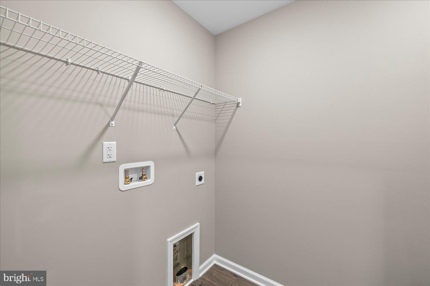 10904 THIEL CT, SPOTSYLVANIA, Virginia 22551, 4 Bedrooms Bedrooms, ,2 BathroomsBathrooms,Residential,For sale,10904 THIEL CT,VASP2037208 MLS # VASP2037208