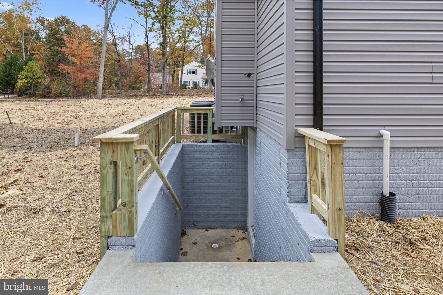 10904 THIEL CT, SPOTSYLVANIA, Virginia 22551, 4 Bedrooms Bedrooms, ,2 BathroomsBathrooms,Residential,For sale,10904 THIEL CT,VASP2037208 MLS # VASP2037208