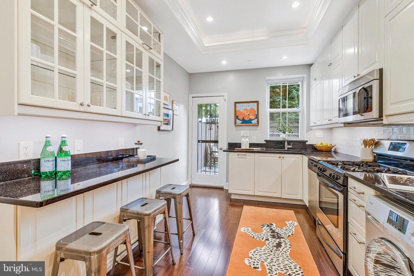 506 7TH ST NE, WASHINGTON, District Of Columbia 20002, 4 Bedrooms Bedrooms, ,2 BathroomsBathrooms,Residential,For sale,506 7TH ST NE,DCDC2229138 MLS # DCDC2229138