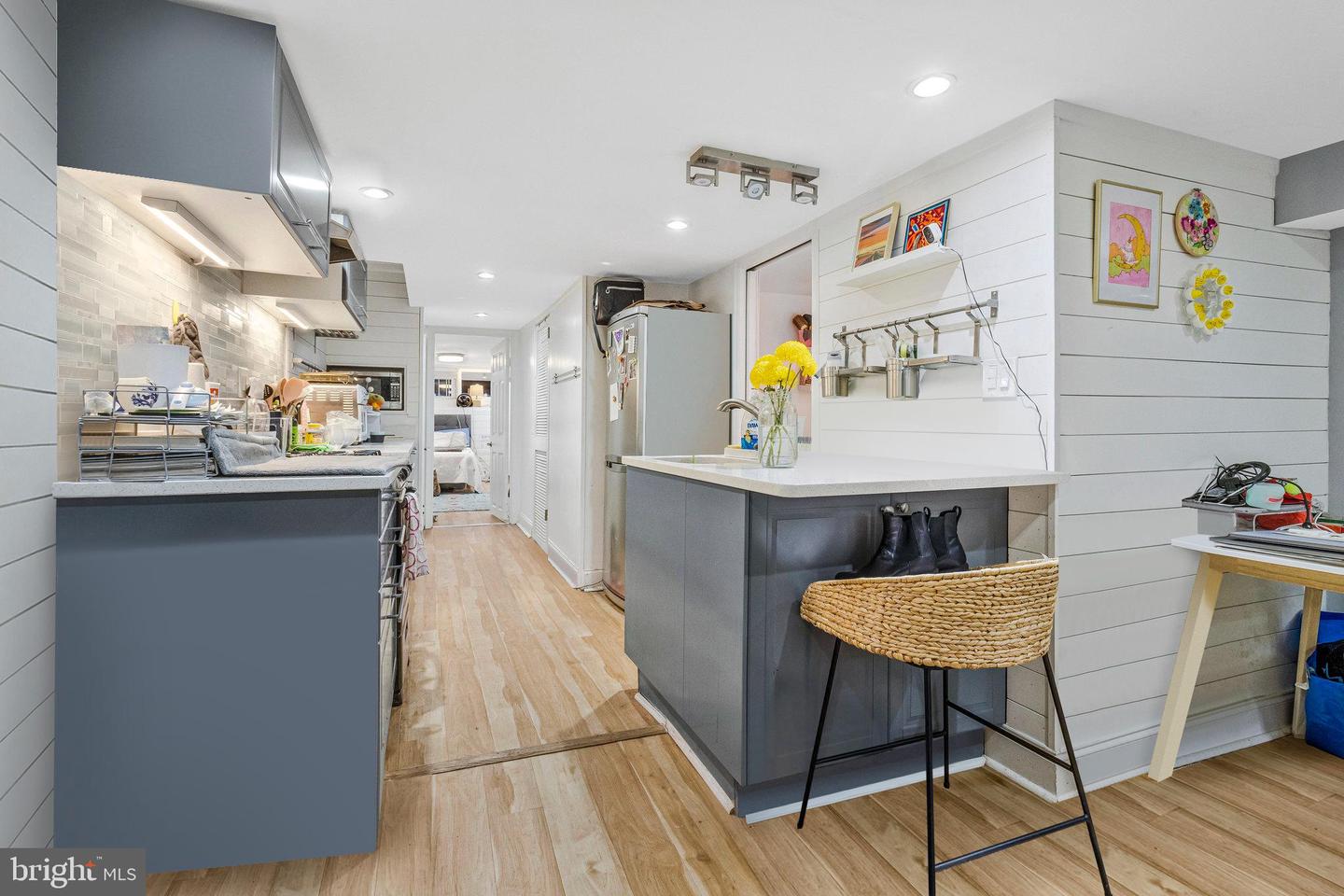 506 7TH ST NE, WASHINGTON, District Of Columbia 20002, 4 Bedrooms Bedrooms, ,2 BathroomsBathrooms,Residential,For sale,506 7TH ST NE,DCDC2229138 MLS # DCDC2229138