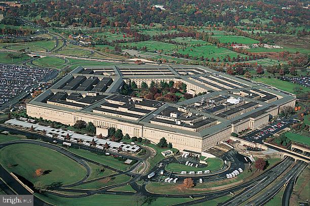 3492 MARTHA CUSTIS DR, ALEXANDRIA, Virginia 22302, 3 Bedrooms Bedrooms, ,2 BathroomsBathrooms,Residential,For sale,3492 MARTHA CUSTIS DR,VAAX2051210 MLS # VAAX2051210