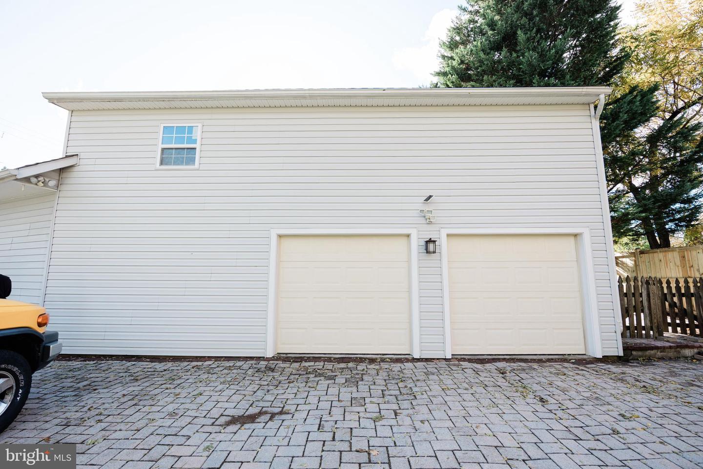 9720 FIVE OAKS RD, FAIRFAX, Virginia 22031, 6 Bedrooms Bedrooms, ,4 BathroomsBathrooms,Residential,For sale,9720 FIVE OAKS RD,VAFX2276348 MLS # VAFX2276348