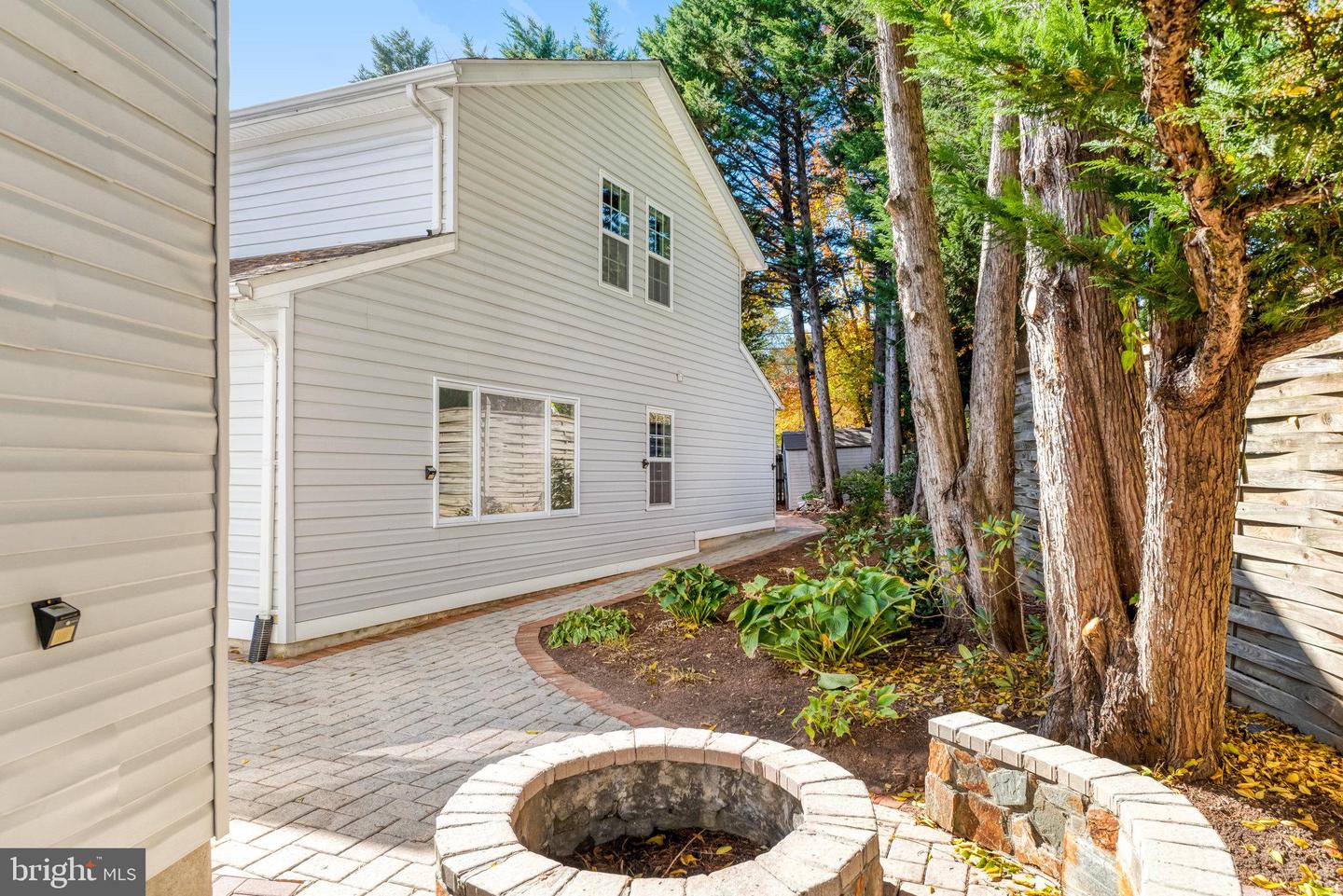 9720 FIVE OAKS RD, FAIRFAX, Virginia 22031, 6 Bedrooms Bedrooms, ,4 BathroomsBathrooms,Residential,For sale,9720 FIVE OAKS RD,VAFX2276348 MLS # VAFX2276348 9720 FIVE OAKS RD, FAIRFAX, Virginia 22031, 6 Bedrooms Bedrooms, ,4 BathroomsBathrooms,Residential,For sale,9720 FIVE OAKS RD,VAFX2276348 MLS # VAFX2276348