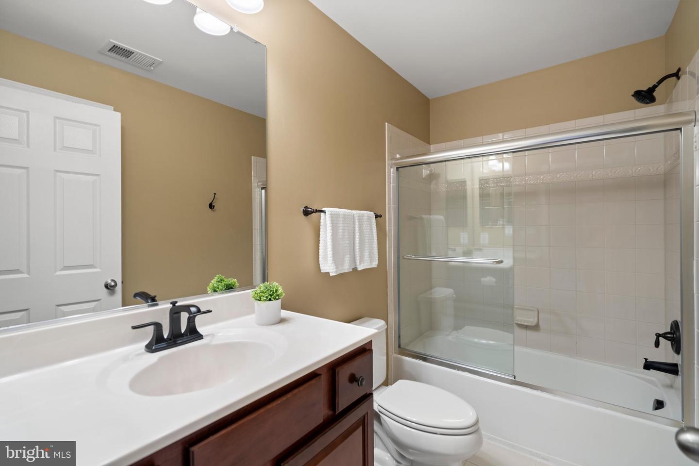 22320 PASTURE ROSE PL, BROADLANDS, Virginia 20148, 5 Bedrooms Bedrooms, ,4 BathroomsBathrooms,Residential,For sale,22320 PASTURE ROSE PL,VALO2109722 MLS # VALO2109722