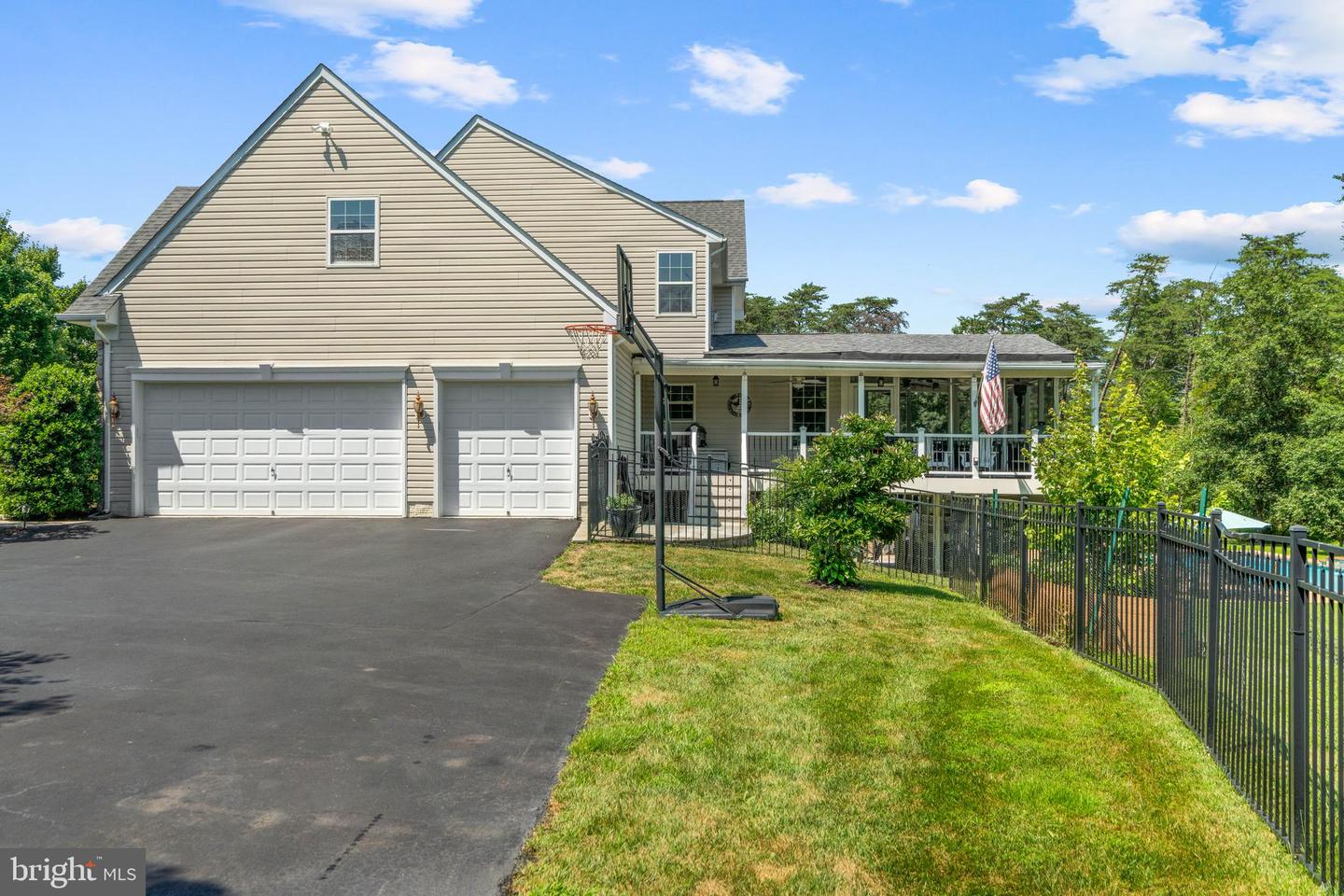 22320 PASTURE ROSE PL, BROADLANDS, Virginia 20148, 5 Bedrooms Bedrooms, ,4 BathroomsBathrooms,Residential,For sale,22320 PASTURE ROSE PL,VALO2109722 MLS # VALO2109722