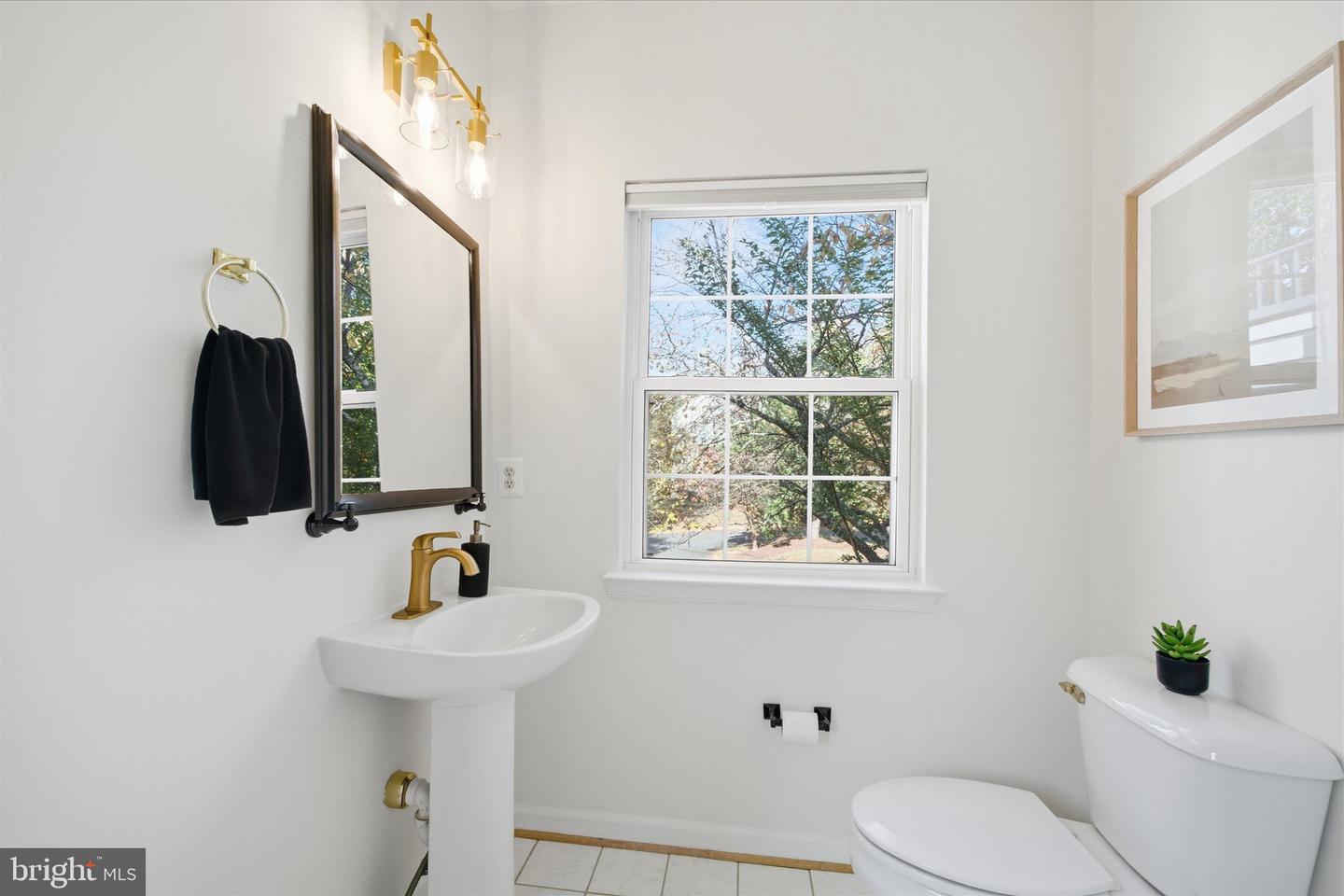 3116 WHITE DAISY PL, FAIRFAX, Virginia 22031, 4 Bedrooms Bedrooms, ,3 BathroomsBathrooms,Residential,For sale,3116 WHITE DAISY PL,VAFX2276404 MLS # VAFX2276404