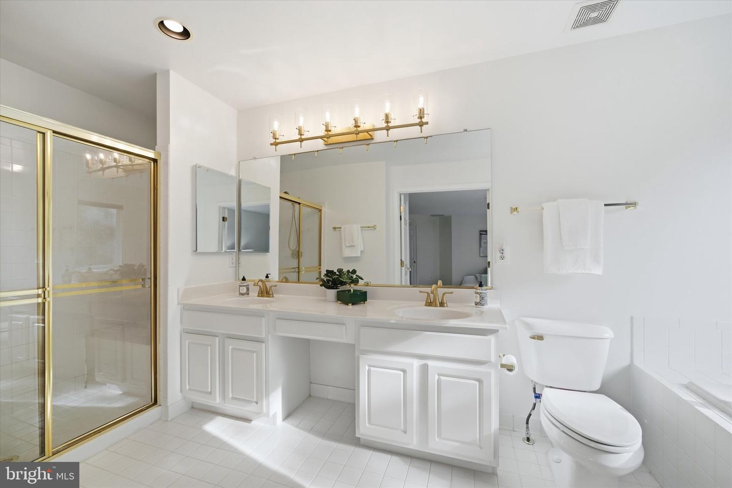 3116 WHITE DAISY PL, FAIRFAX, Virginia 22031, 4 Bedrooms Bedrooms, ,3 BathroomsBathrooms,Residential,For sale,3116 WHITE DAISY PL,VAFX2276404 MLS # VAFX2276404