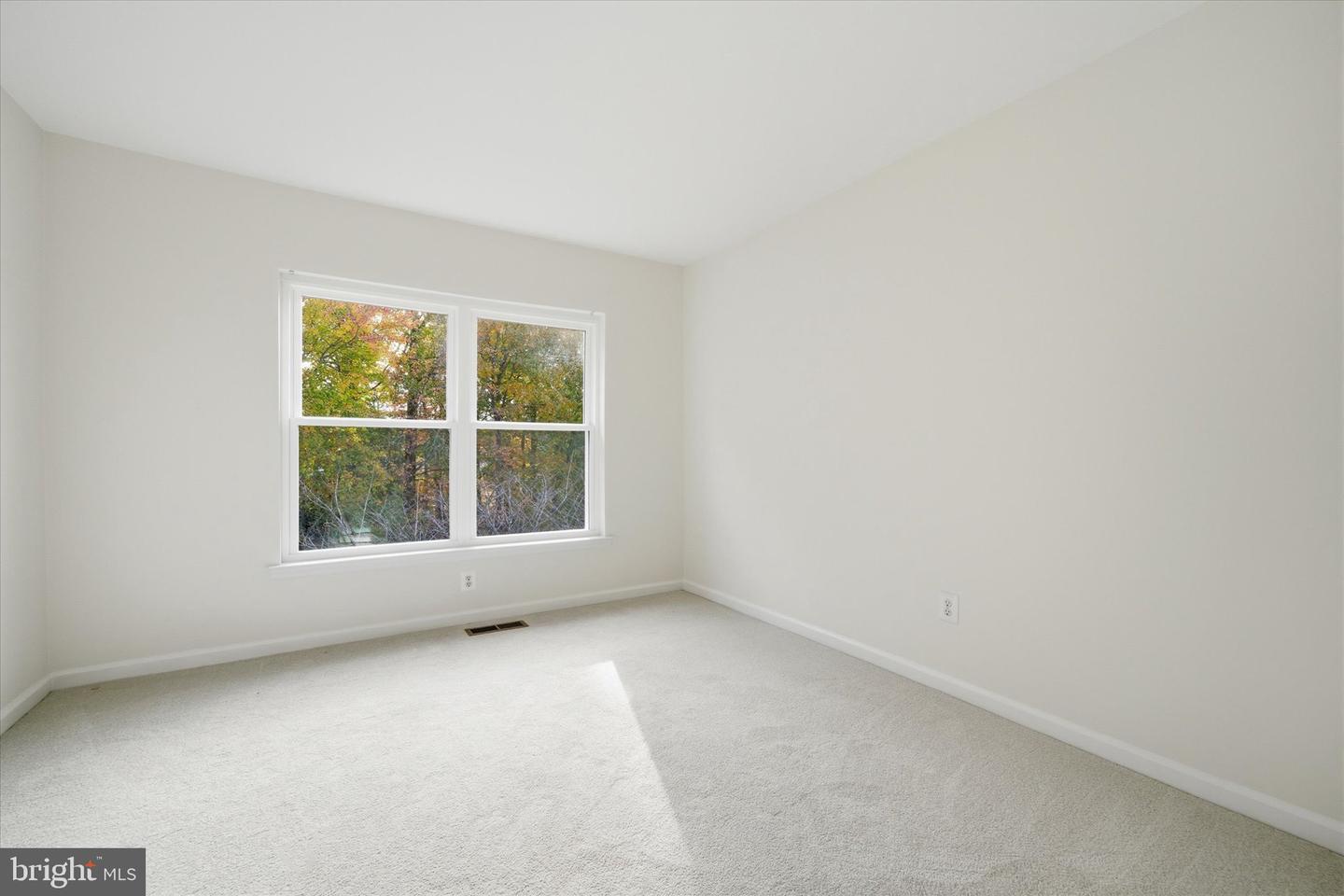 3116 WHITE DAISY PL, FAIRFAX, Virginia 22031, 4 Bedrooms Bedrooms, ,3 BathroomsBathrooms,Residential,For sale,3116 WHITE DAISY PL,VAFX2276404 MLS # VAFX2276404