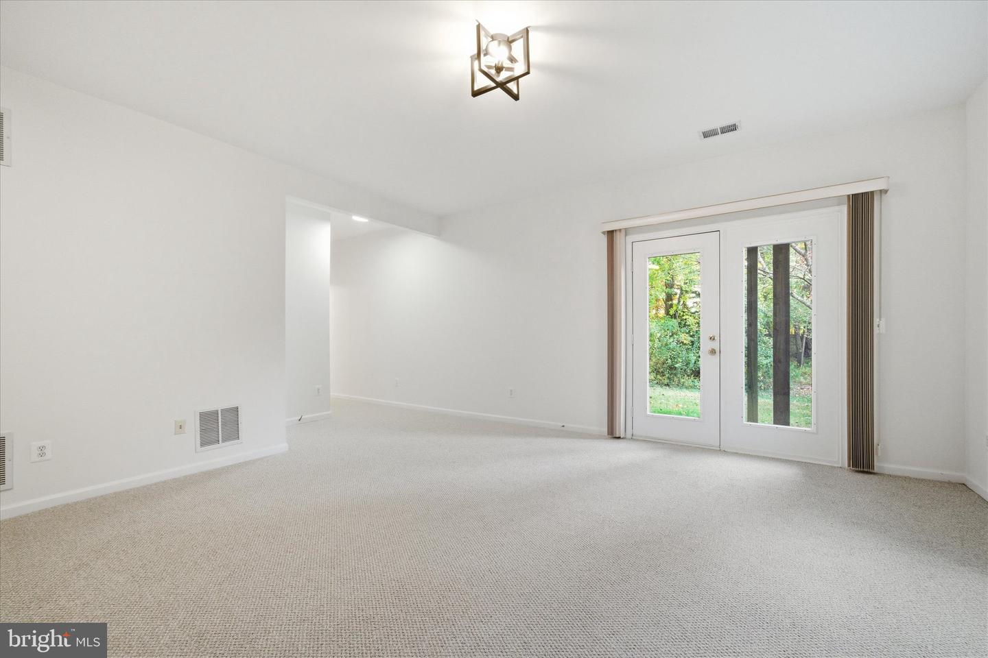 3116 WHITE DAISY PL, FAIRFAX, Virginia 22031, 4 Bedrooms Bedrooms, ,3 BathroomsBathrooms,Residential,For sale,3116 WHITE DAISY PL,VAFX2276404 MLS # VAFX2276404