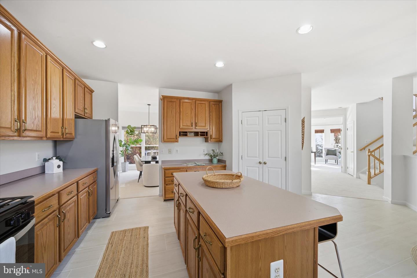 3116 WHITE DAISY PL, FAIRFAX, Virginia 22031, 4 Bedrooms Bedrooms, ,3 BathroomsBathrooms,Residential,For sale,3116 WHITE DAISY PL,VAFX2276404 MLS # VAFX2276404