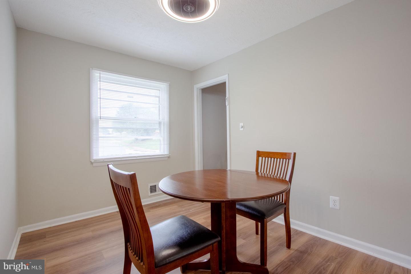 7924 MANASSAS DR, MANASSAS, Virginia 20111, 3 Bedrooms Bedrooms, ,3 BathroomsBathrooms,Residential,For sale,7924 MANASSAS DR,VAPW2106792 MLS # VAPW2106792