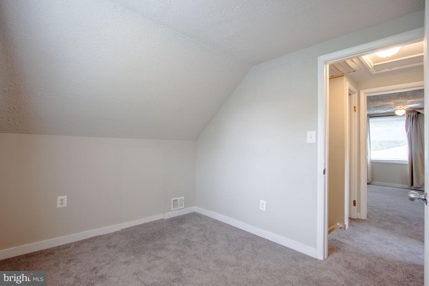 7924 MANASSAS DR, MANASSAS, Virginia 20111, 3 Bedrooms Bedrooms, ,3 BathroomsBathrooms,Residential,For sale,7924 MANASSAS DR,VAPW2106792 MLS # VAPW2106792