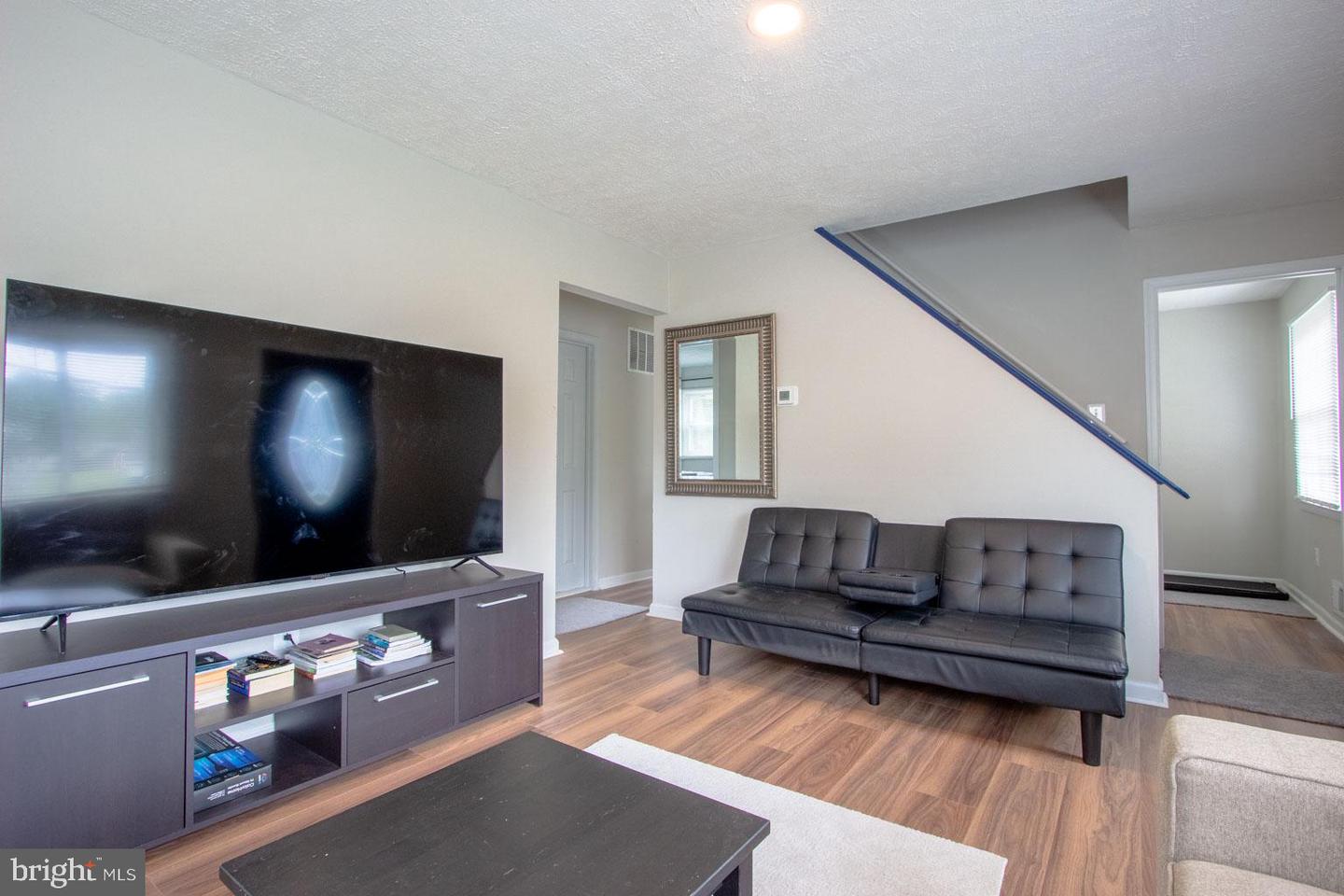 7924 MANASSAS DR, MANASSAS, Virginia 20111, 3 Bedrooms Bedrooms, ,3 BathroomsBathrooms,Residential,For sale,7924 MANASSAS DR,VAPW2106792 MLS # VAPW2106792