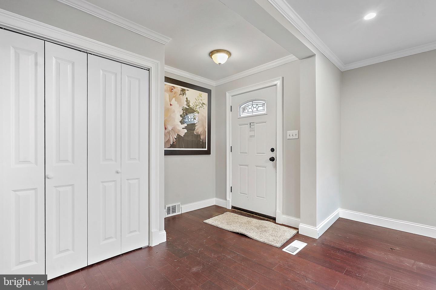 7419 FARNUM ST, SPRINGFIELD, Virginia 22151, 3 Bedrooms Bedrooms, 12 Rooms Rooms,2 BathroomsBathrooms,Residential,For sale,7419 FARNUM ST,VAFX2276442 MLS # VAFX2276442