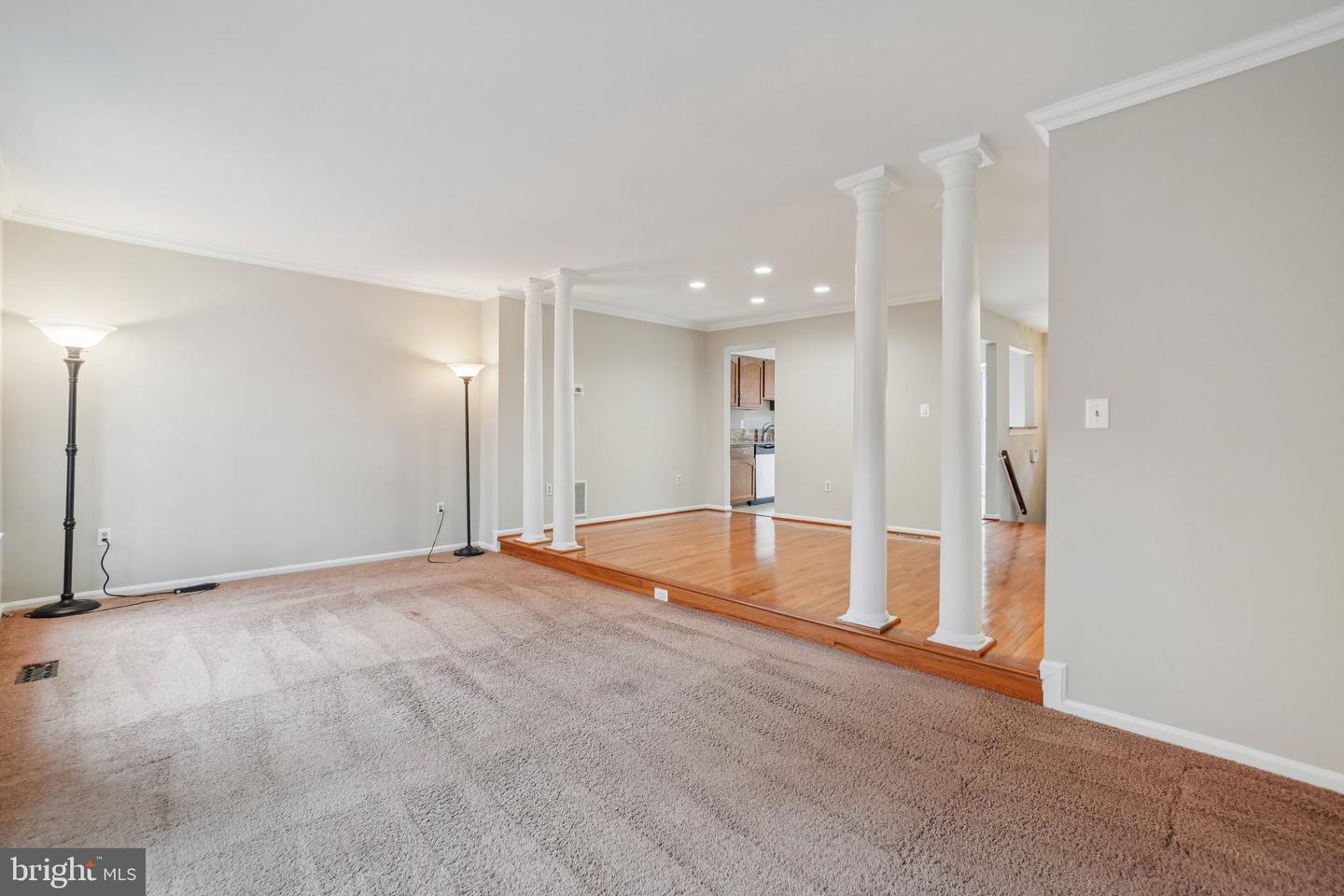 7814 SOLOMON SEAL DR, SPRINGFIELD, Virginia 22152, 3 Bedrooms Bedrooms, ,2 BathroomsBathrooms,Residential,For sale,7814 SOLOMON SEAL DR,VAFX2276526 MLS # VAFX2276526