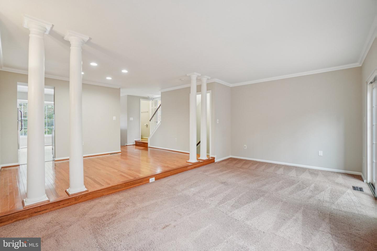 7814 SOLOMON SEAL DR, SPRINGFIELD, Virginia 22152, 3 Bedrooms Bedrooms, ,2 BathroomsBathrooms,Residential,For sale,7814 SOLOMON SEAL DR,VAFX2276526 MLS # VAFX2276526