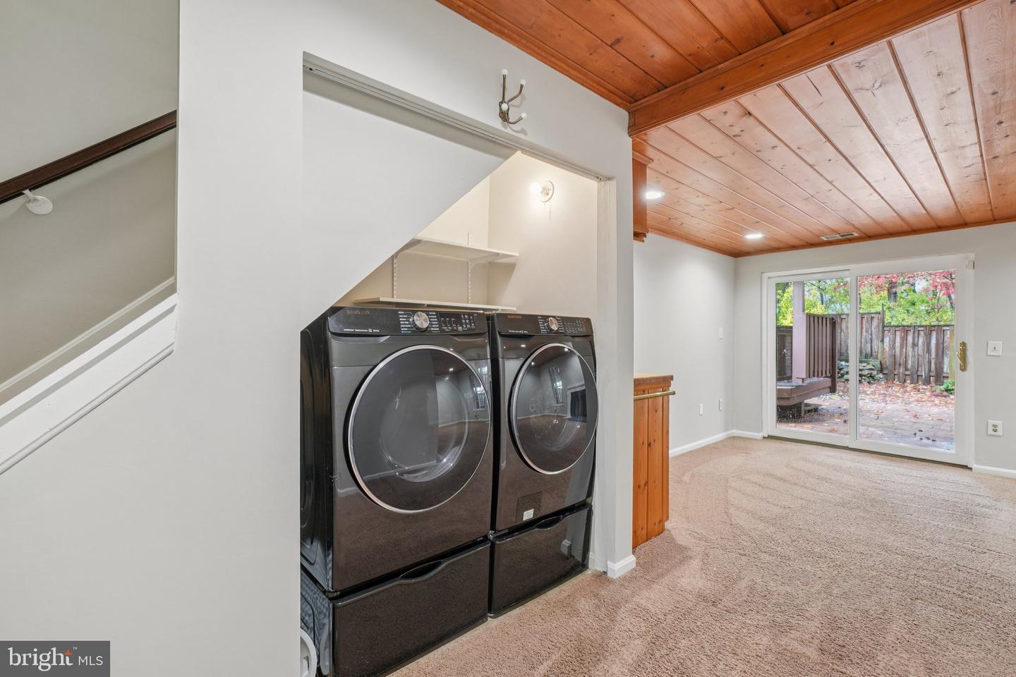 7814 SOLOMON SEAL DR, SPRINGFIELD, Virginia 22152, 3 Bedrooms Bedrooms, ,2 BathroomsBathrooms,Residential,For sale,7814 SOLOMON SEAL DR,VAFX2276526 MLS # VAFX2276526