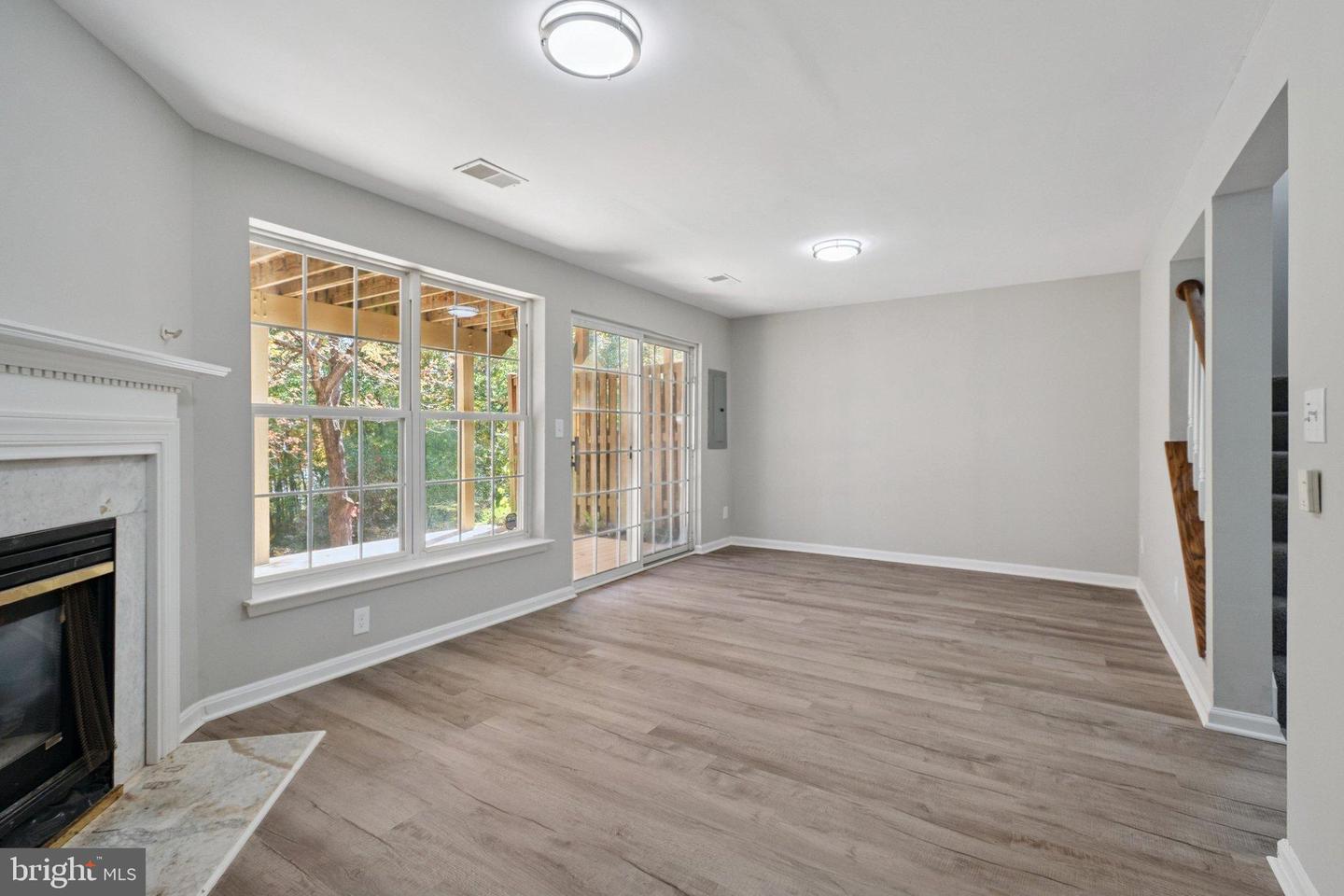 4851 EBB TIDE CT, DUMFRIES, Virginia 22025, 4 Bedrooms Bedrooms, 8 Rooms Rooms,3 BathroomsBathrooms,Residential,For sale,4851 EBB TIDE CT,VAPW2106828 MLS # VAPW2106828