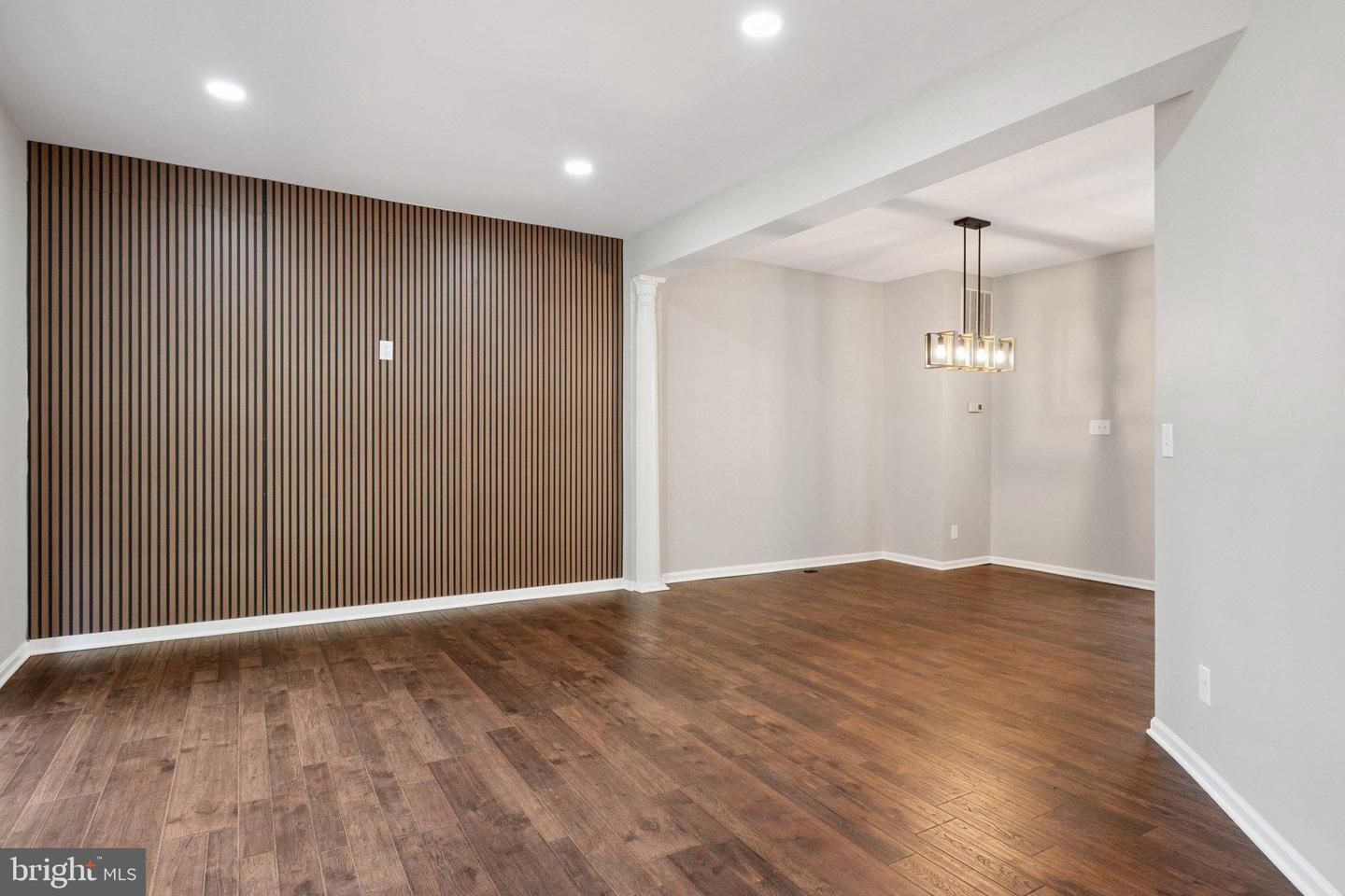 4851 EBB TIDE CT, DUMFRIES, Virginia 22025, 4 Bedrooms Bedrooms, 8 Rooms Rooms,3 BathroomsBathrooms,Residential,For sale,4851 EBB TIDE CT,VAPW2106828 MLS # VAPW2106828