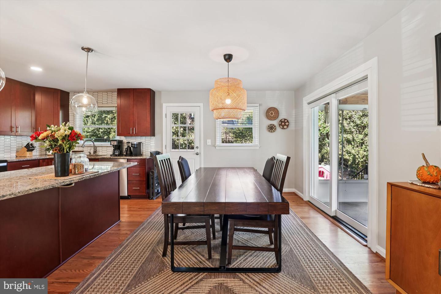 6418 PRINCETON DR, ALEXANDRIA, Virginia 22307, 4 Bedrooms Bedrooms, ,2 BathroomsBathrooms,Residential,For sale,6418 PRINCETON DR,VAFX2276534 MLS # VAFX2276534