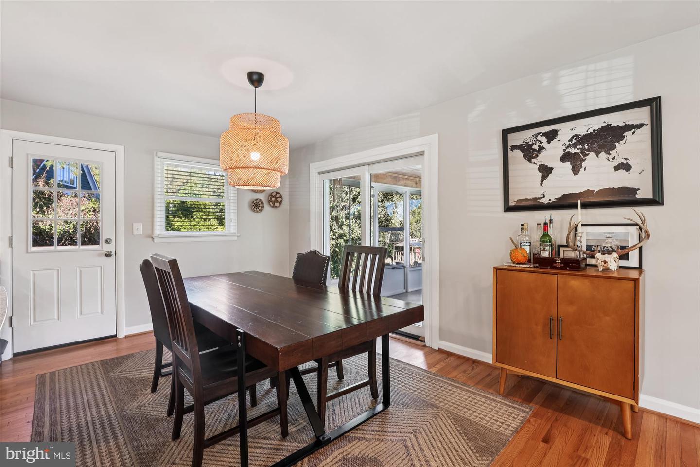 6418 PRINCETON DR, ALEXANDRIA, Virginia 22307, 4 Bedrooms Bedrooms, ,2 BathroomsBathrooms,Residential,For sale,6418 PRINCETON DR,VAFX2276534 MLS # VAFX2276534