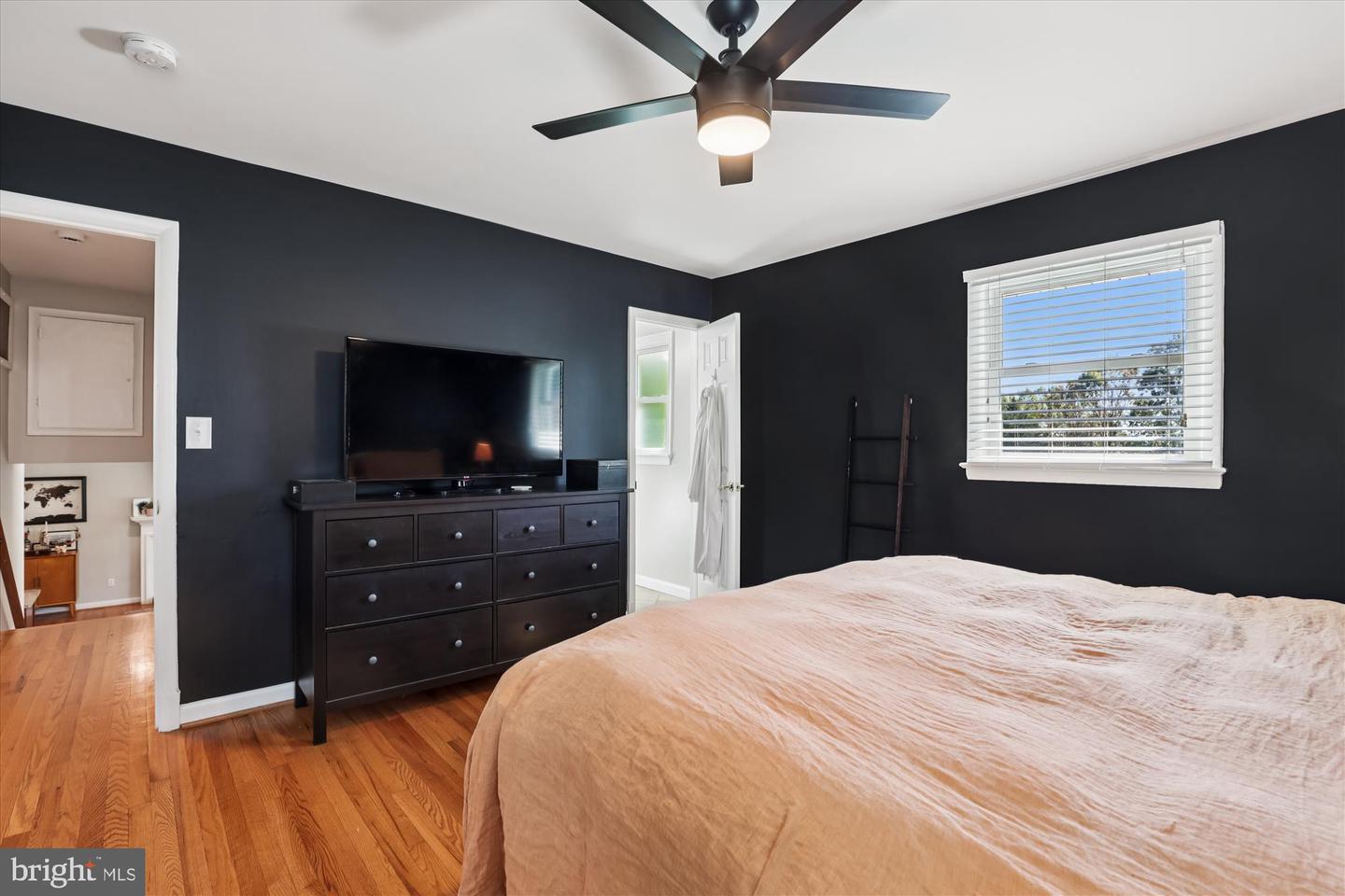 6418 PRINCETON DR, ALEXANDRIA, Virginia 22307, 4 Bedrooms Bedrooms, ,2 BathroomsBathrooms,Residential,For sale,6418 PRINCETON DR,VAFX2276534 MLS # VAFX2276534