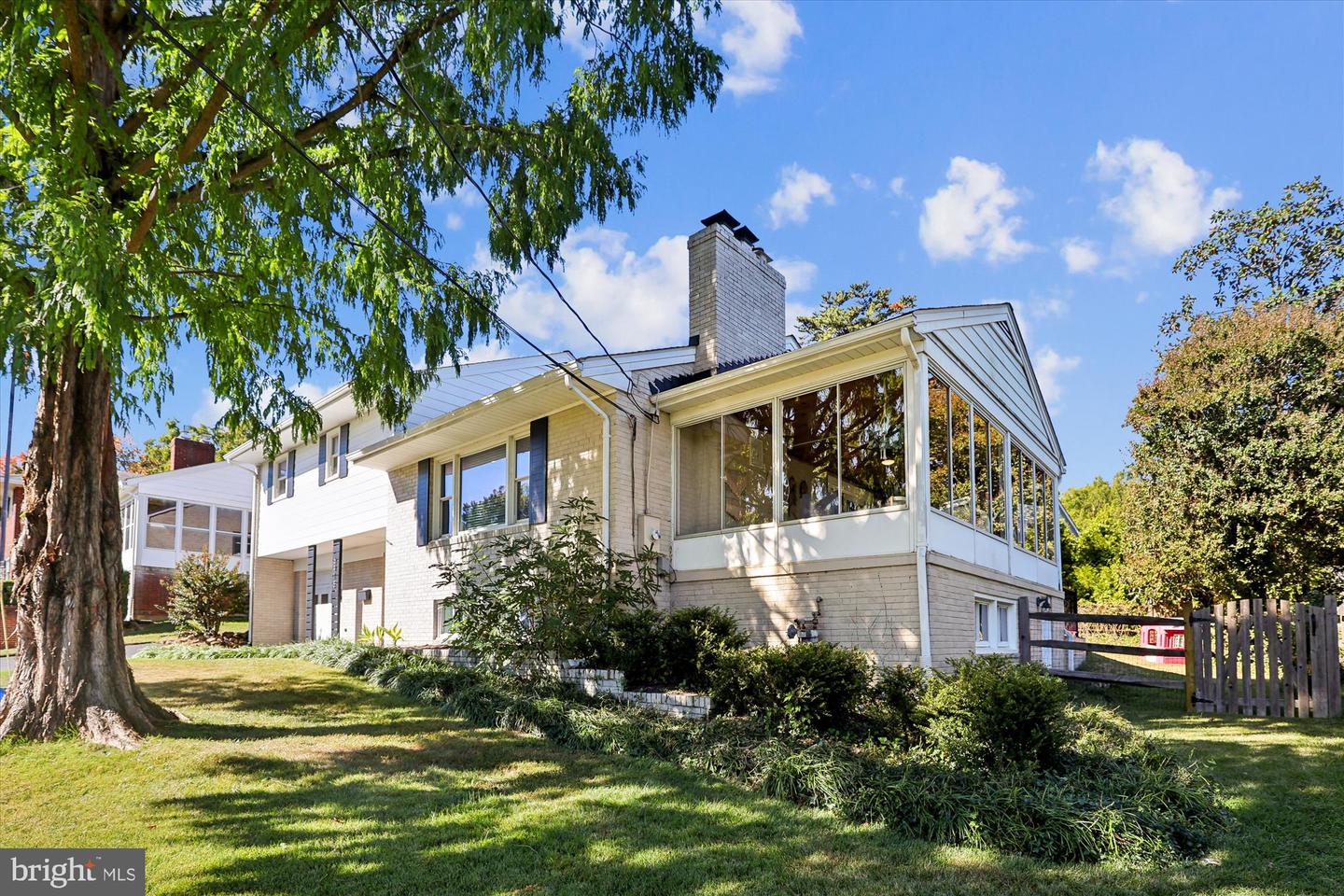 6418 PRINCETON DR, ALEXANDRIA, Virginia 22307, 4 Bedrooms Bedrooms, ,2 BathroomsBathrooms,Residential,For sale,6418 PRINCETON DR,VAFX2276534 MLS # VAFX2276534