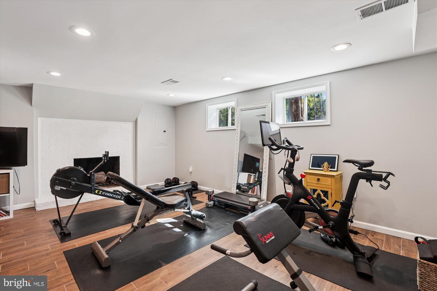 6418 PRINCETON DR, ALEXANDRIA, Virginia 22307, 4 Bedrooms Bedrooms, ,2 BathroomsBathrooms,Residential,For sale,6418 PRINCETON DR,VAFX2276534 MLS # VAFX2276534