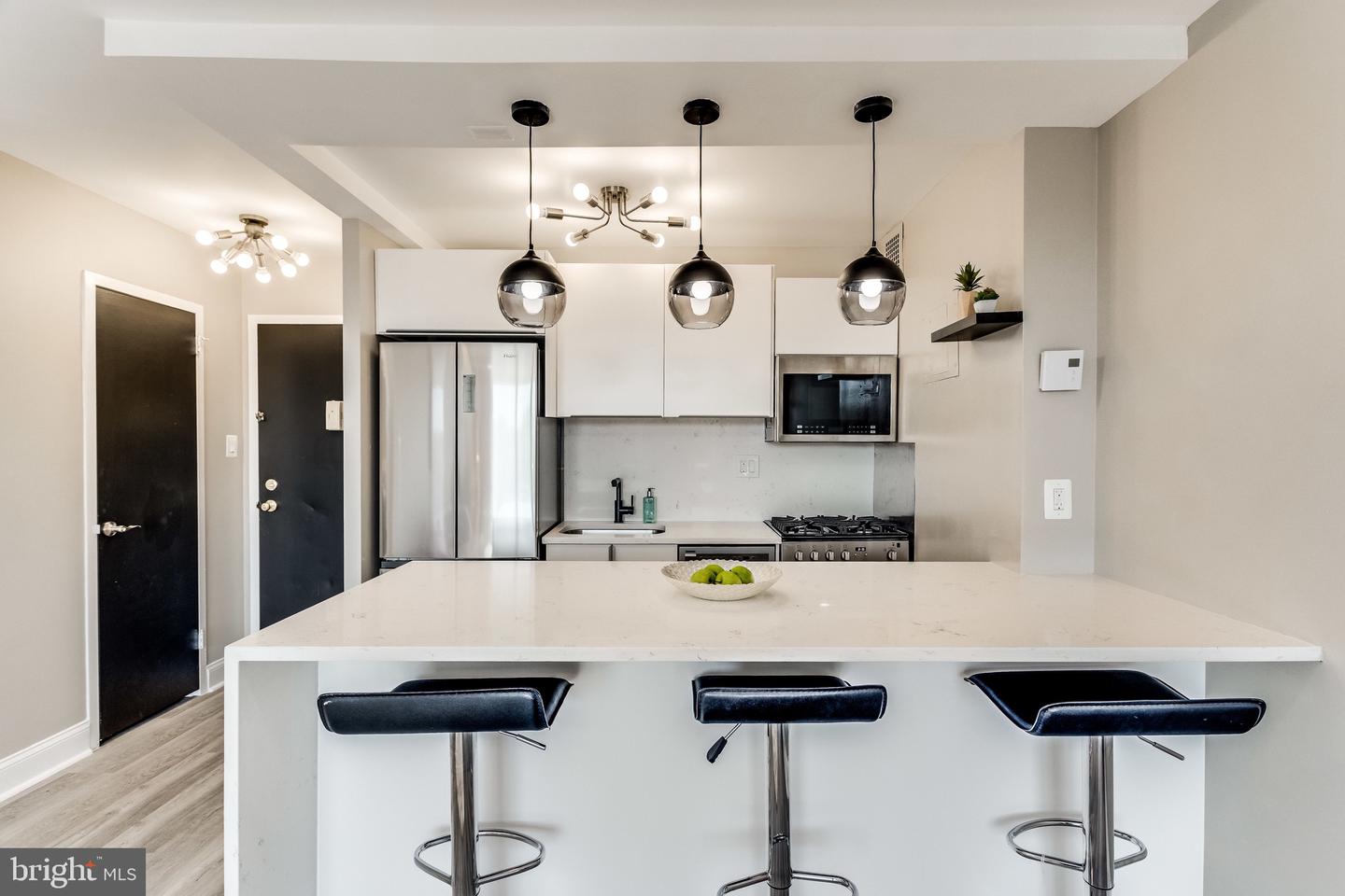 2500 N VAN DORN ST #910, ALEXANDRIA, Virginia 22302, 1 Bedroom Bedrooms, ,1 BathroomBathrooms,Residential,For sale,2500 N VAN DORN ST #910,VAAX2051260 MLS # VAAX2051260