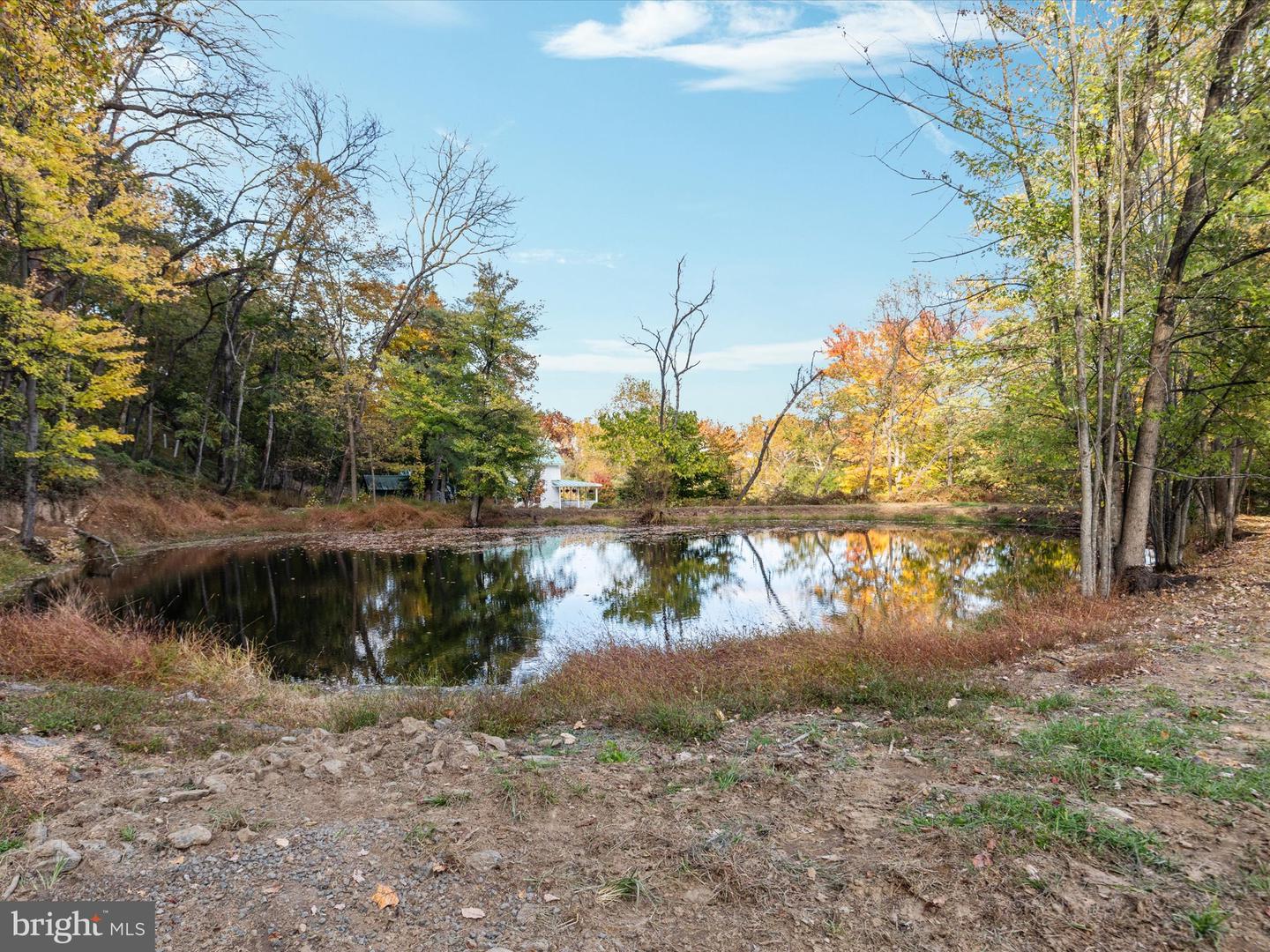 17551 OLD WATERFORD RD, LEESBURG, Virginia 20176, 3 Bedrooms Bedrooms, ,2 BathroomsBathrooms,Residential,For sale,17551 OLD WATERFORD RD,VALO2109824 MLS # VALO2109824