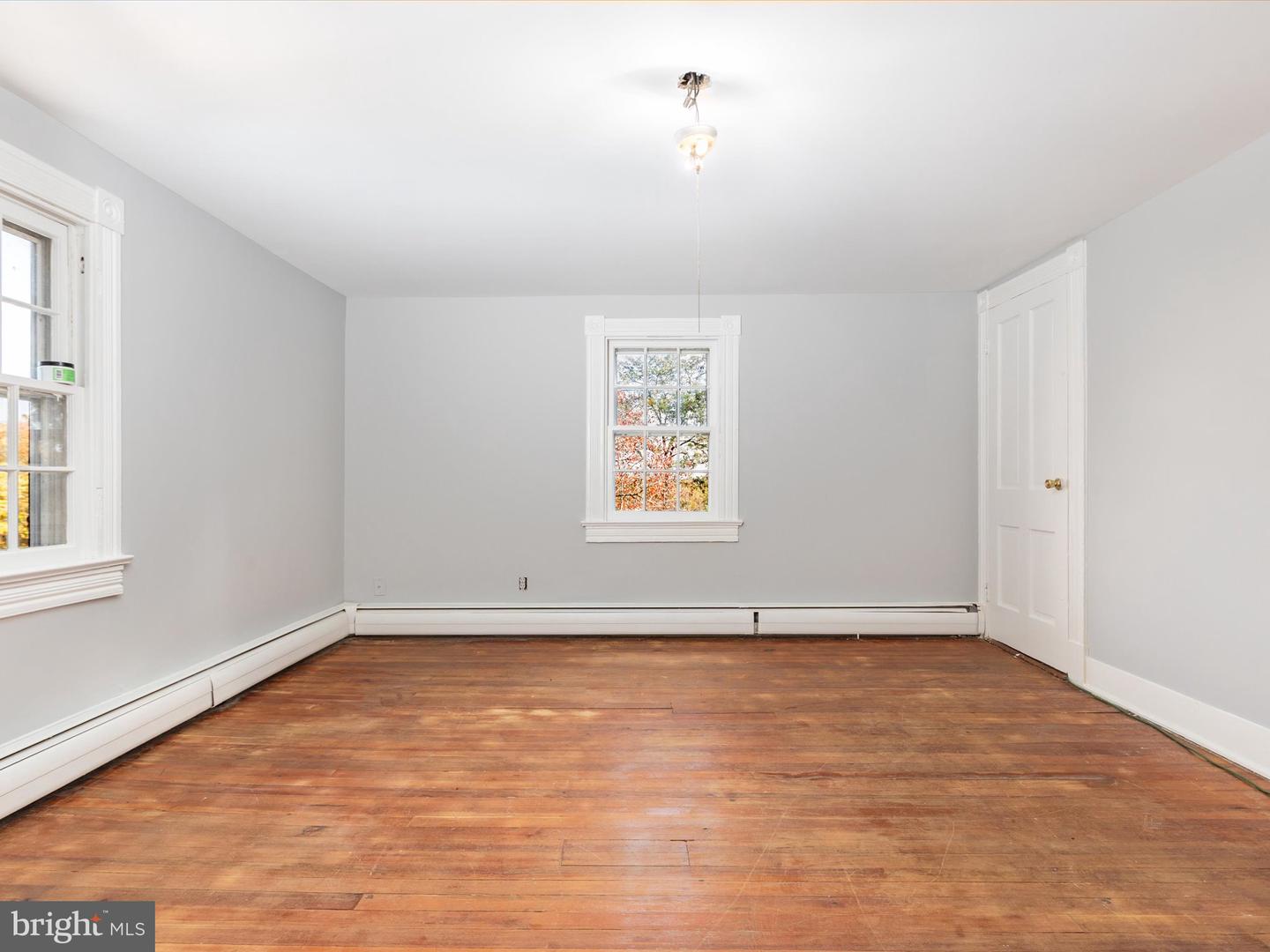 17551 OLD WATERFORD RD, LEESBURG, Virginia 20176, 3 Bedrooms Bedrooms, ,2 BathroomsBathrooms,Residential,For sale,17551 OLD WATERFORD RD,VALO2109824 MLS # VALO2109824