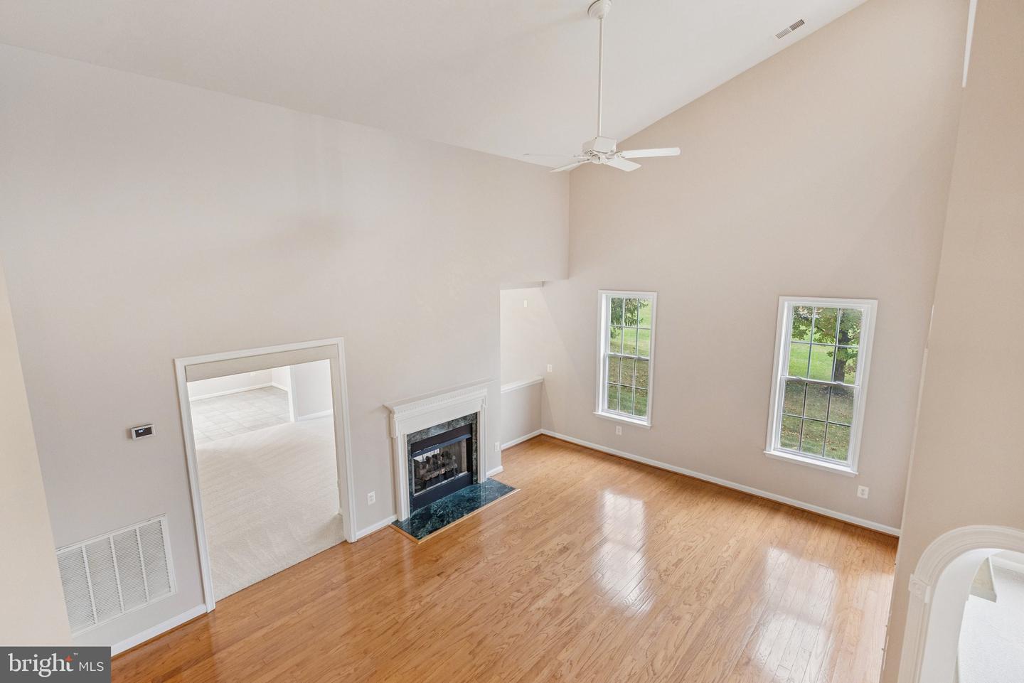 13746 HERITAGE VALLEY WAY, GAINESVILLE, Virginia 20155, 3 Bedrooms Bedrooms, ,3 BathroomsBathrooms,Residential,For sale,13746 HERITAGE VALLEY WAY,VAPW2106872 MLS # VAPW2106872