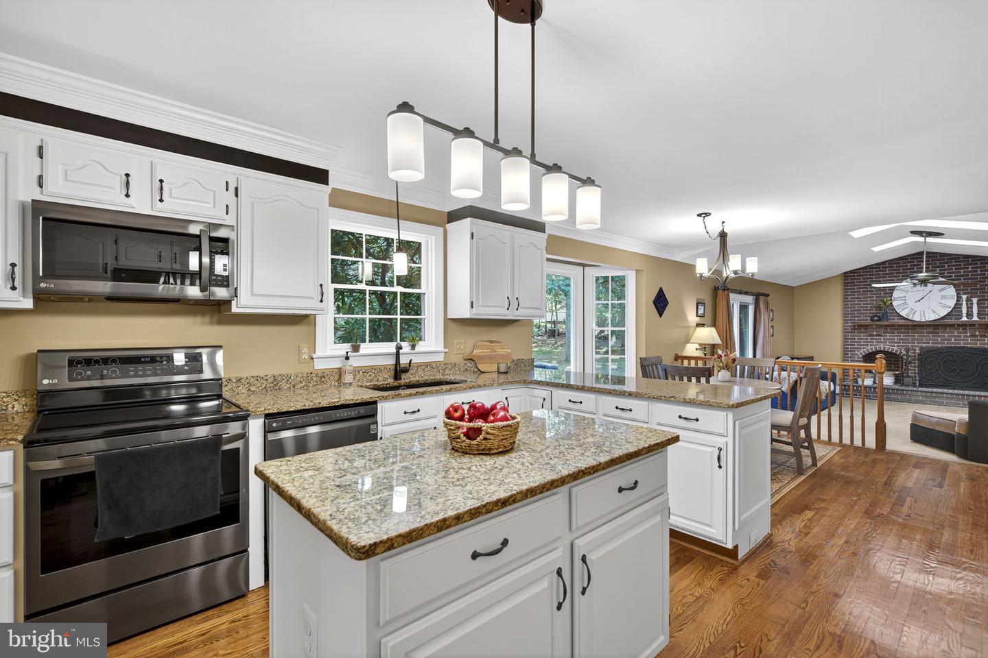 7255 AUBURN MILL RD, WARRENTON, Virginia 20187, 4 Bedrooms Bedrooms, ,3 BathroomsBathrooms,Residential,For sale,7255 AUBURN MILL RD,VAFQ2019530 MLS # VAFQ2019530