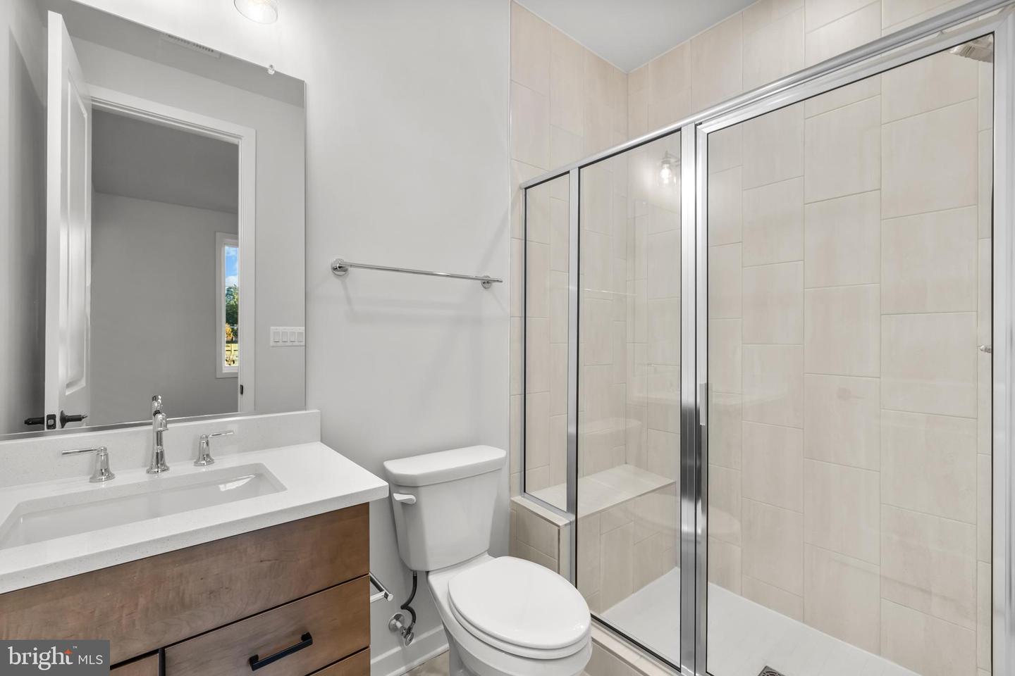 2605 FALL LINE ST, ALEXANDRIA, Virginia 22301, 4 Bedrooms Bedrooms, ,4 BathroomsBathrooms,Residential,For sale,2605 FALL LINE ST,VAAX2051282 MLS # VAAX2051282