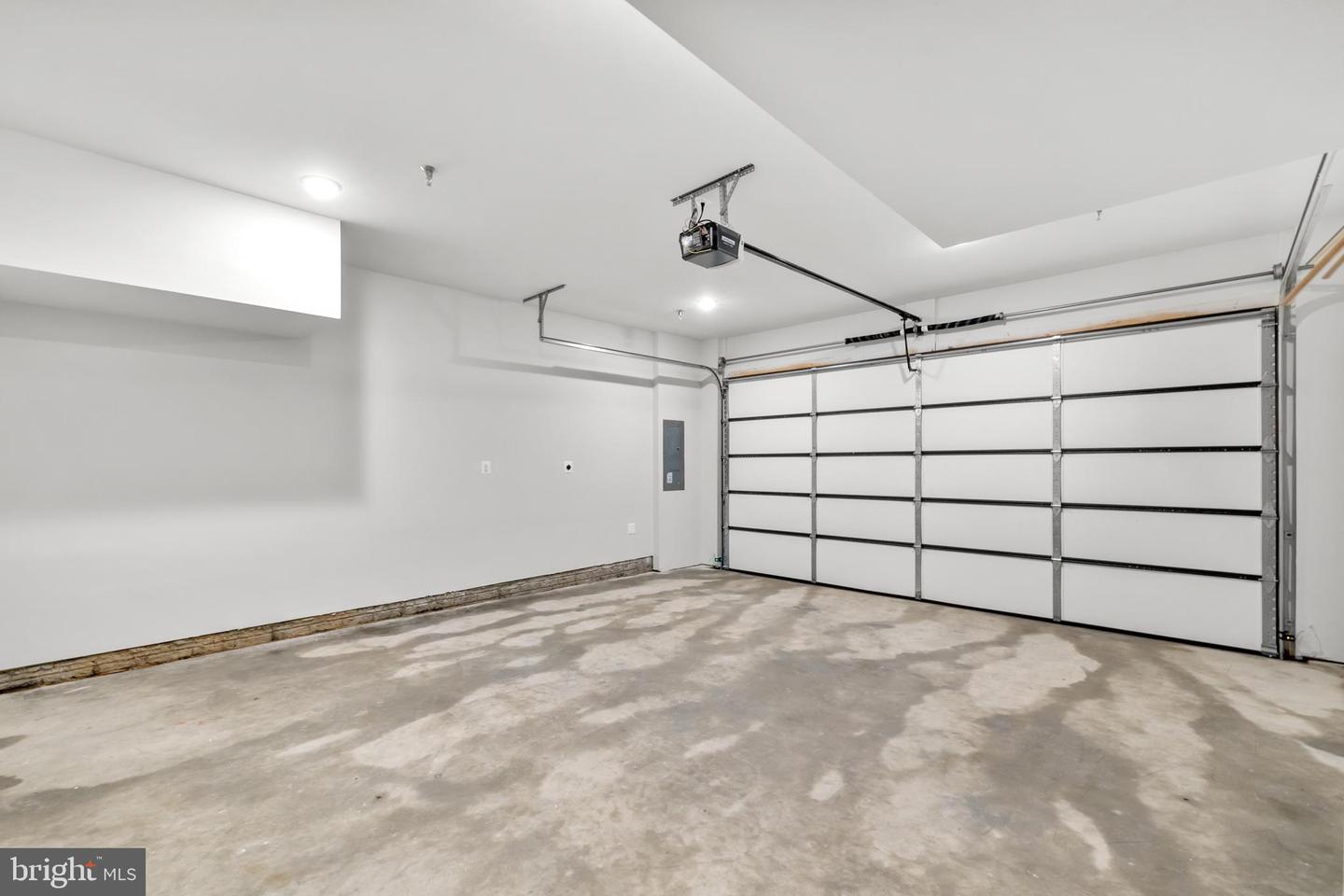 2605 FALL LINE ST, ALEXANDRIA, Virginia 22301, 4 Bedrooms Bedrooms, ,4 BathroomsBathrooms,Residential,For sale,2605 FALL LINE ST,VAAX2051282 MLS # VAAX2051282